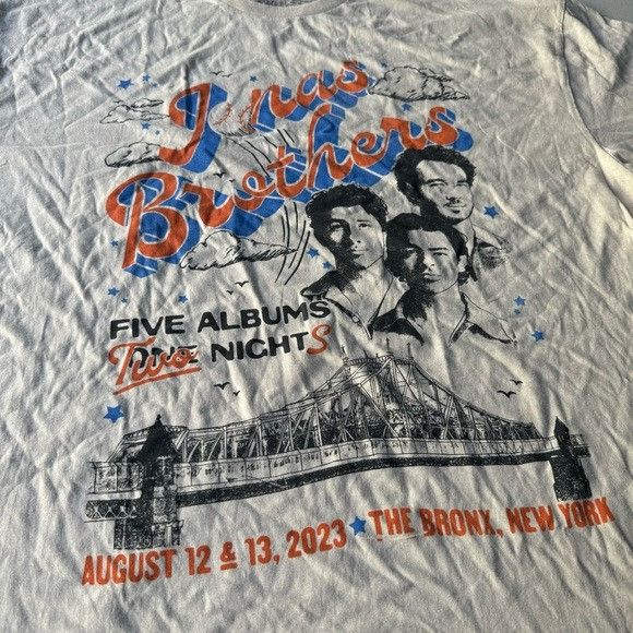 Band Tees NEW JONAS BROTHERS NEW YORK STADIUM CREAM T-SHIRT SZ 2XL XXL Size US XXL / EU 58 / 5 - 3 Thumbnail