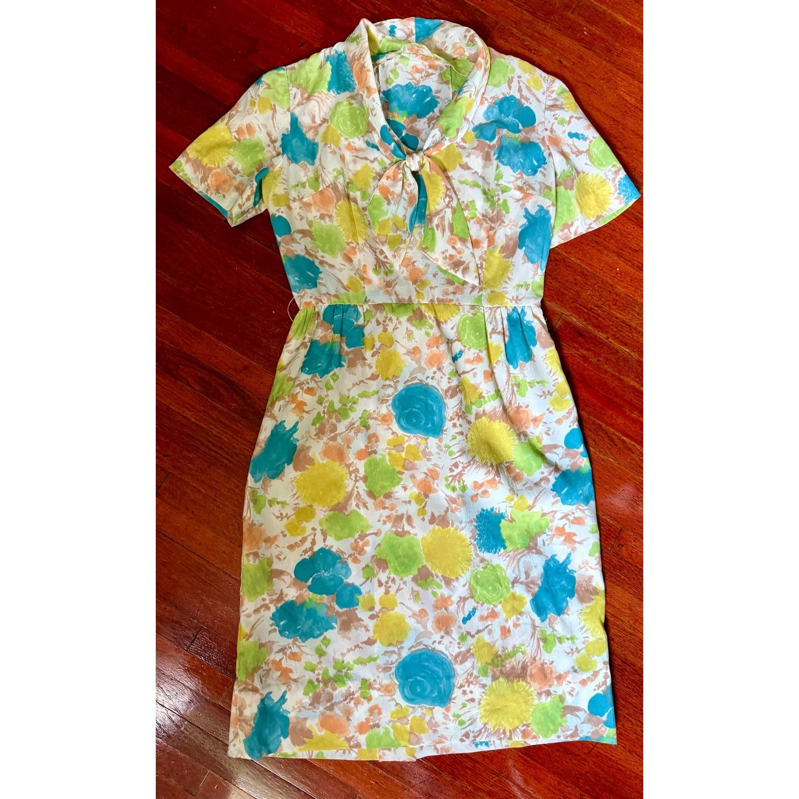 Vintage Vintage 50's 60’s White Blue Scarf Sheath Dress XS Small Size S / US 4 / IT 40 - 1 Thumbnail