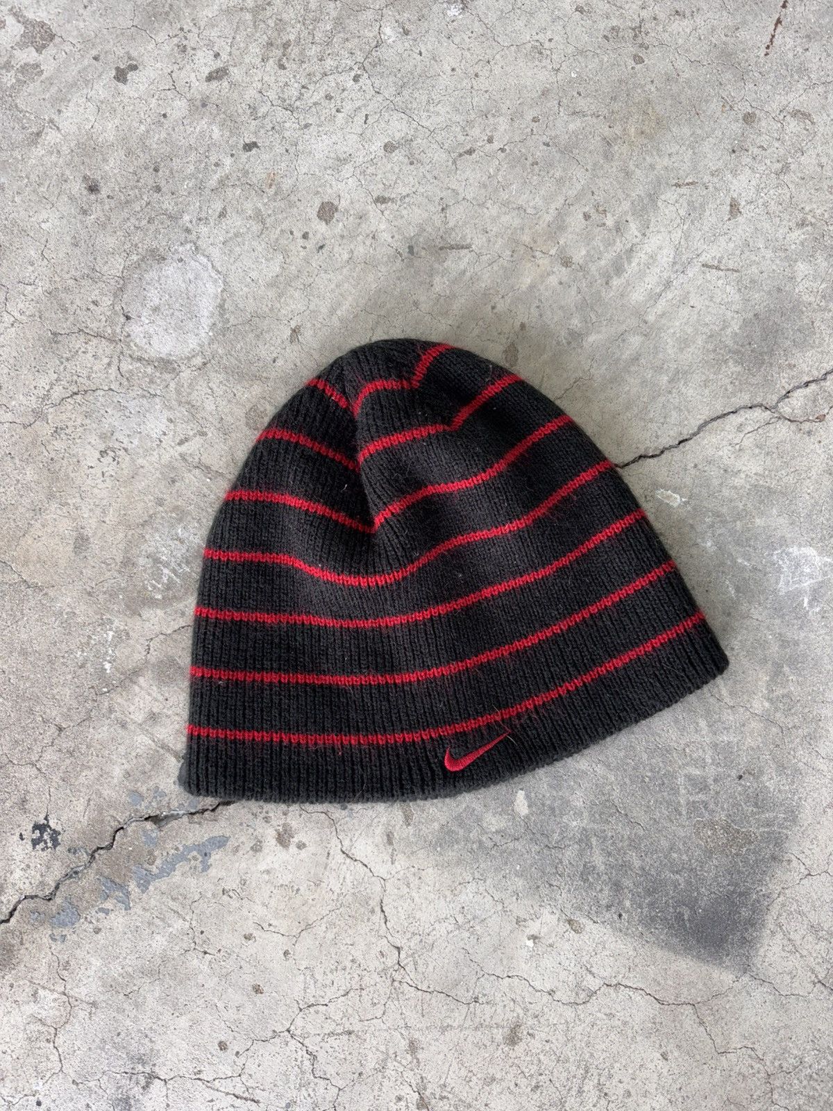 Nike vintage y2k striped nike beanie Size ONE SIZE - 2 Thumbnail