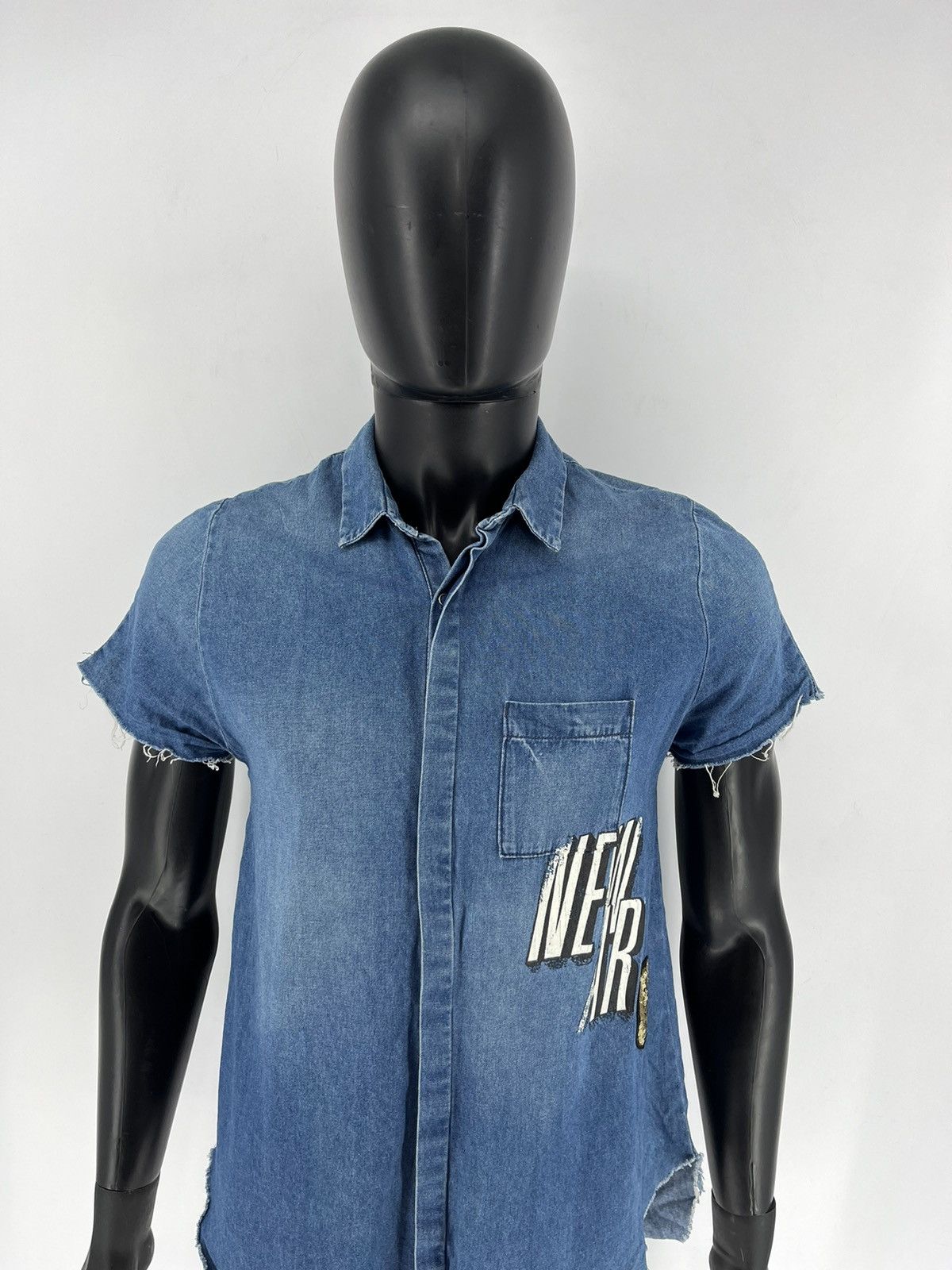 Zara ZARA TRAFALUC NEW ART shirt with frayed edges Size US XS / EU 42 / 0 - 5 Thumbnail