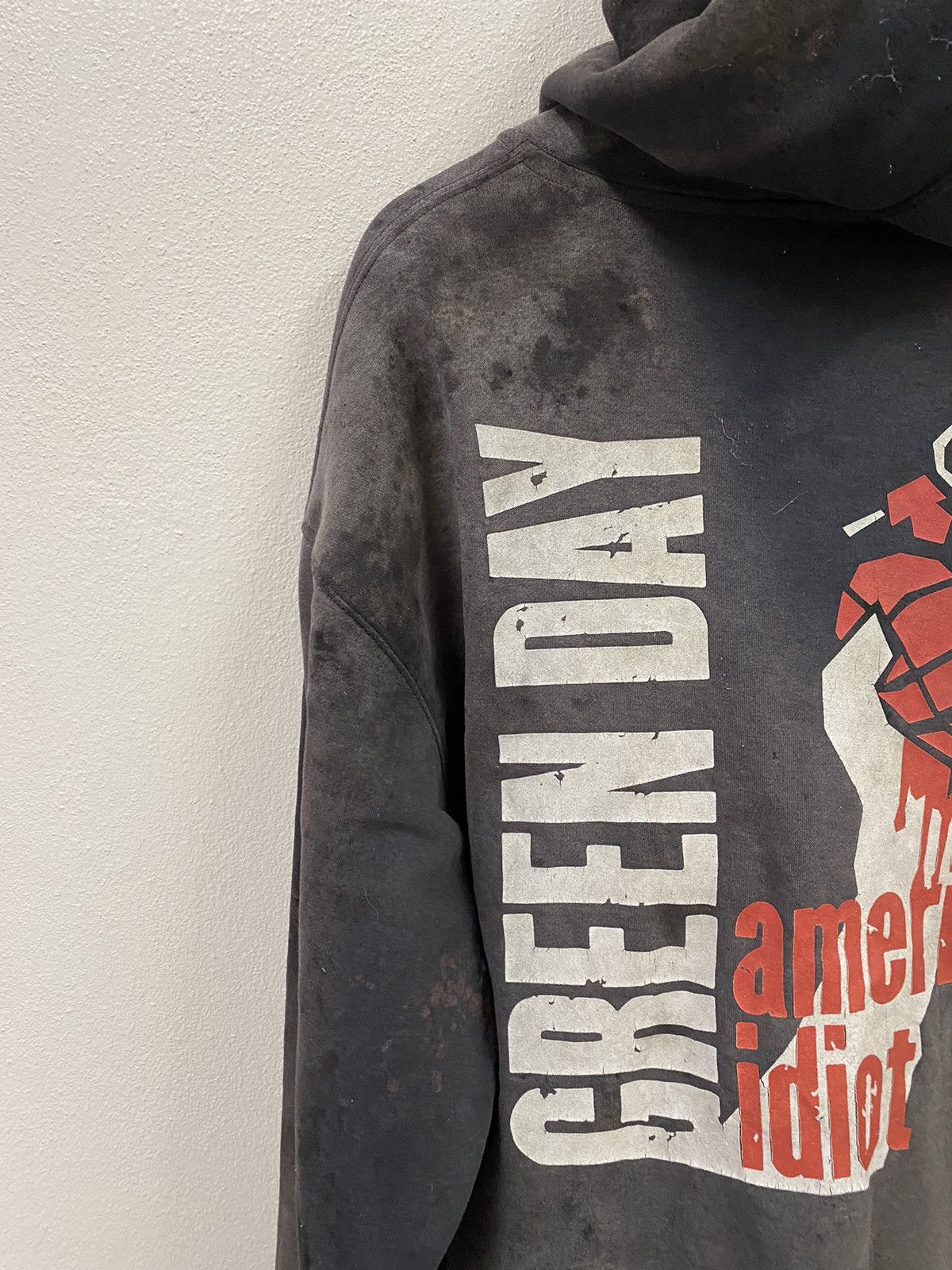 Vintage Vtg Green Day Hoodie Trashed Size US L / EU 52-54 / 3 - 6 Thumbnail