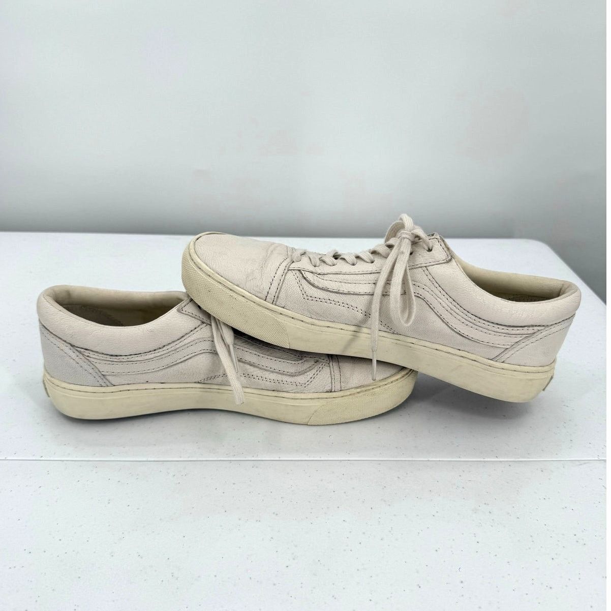 Vans Vans Unisex Old Skool Warm Beige/White Side Stripe Sneakers Size US 9 / EU 42 - 6 Thumbnail
