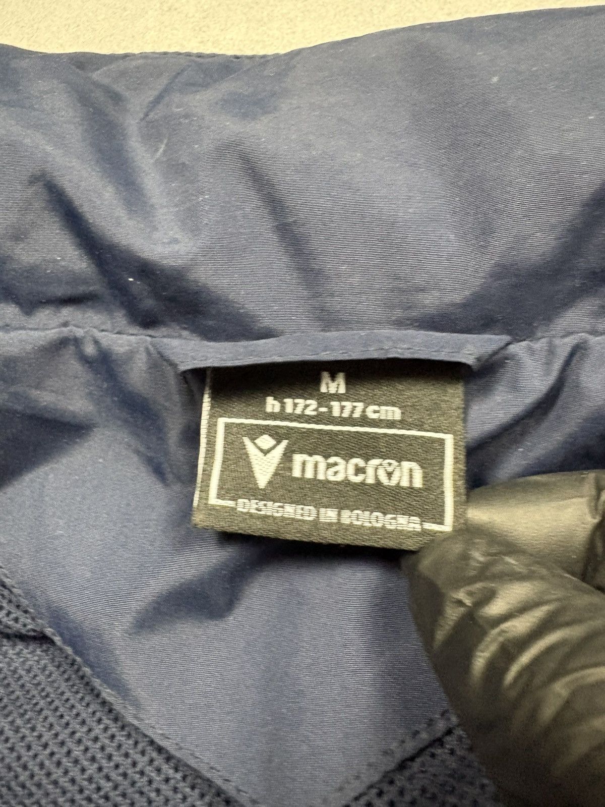 Macron Macron FC Basel 2024/2025 Hooded Jacket Football Windbreaker Size US M / EU 48-50 / 2 - 16 Thumbnail
