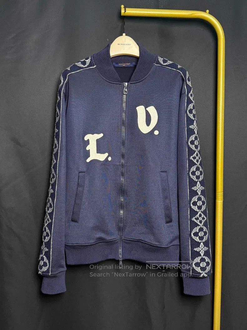 Louis Vuitton Louis Vuitton Navy side logo embroidered jacket Size US XS / EU 42 / 0 - 1 Thumbnail