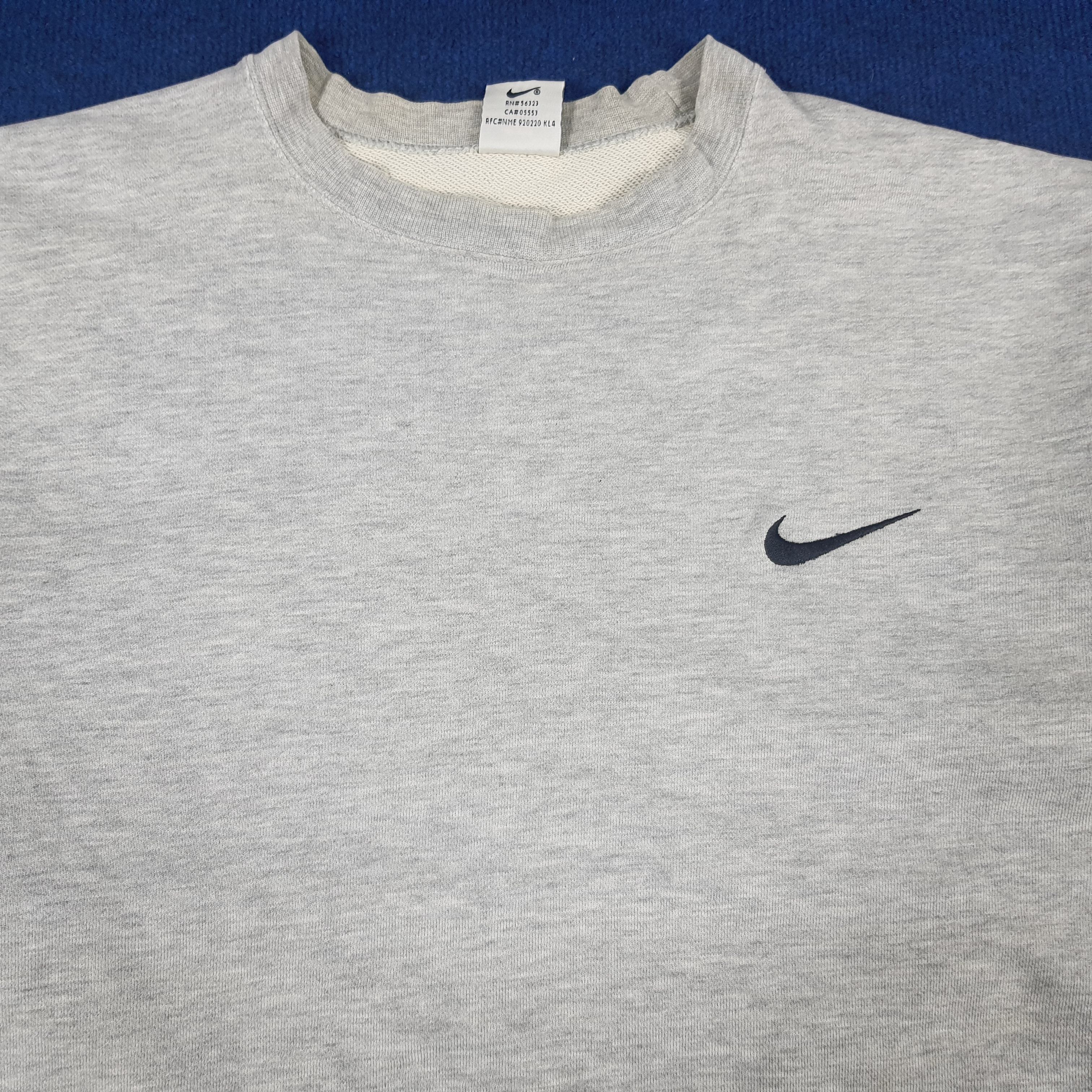 Nike Vintage Nike Swoosh Embroidery Logo Sweatshirts C130N17 Size US XL / EU 56 / 4 - 3 Thumbnail