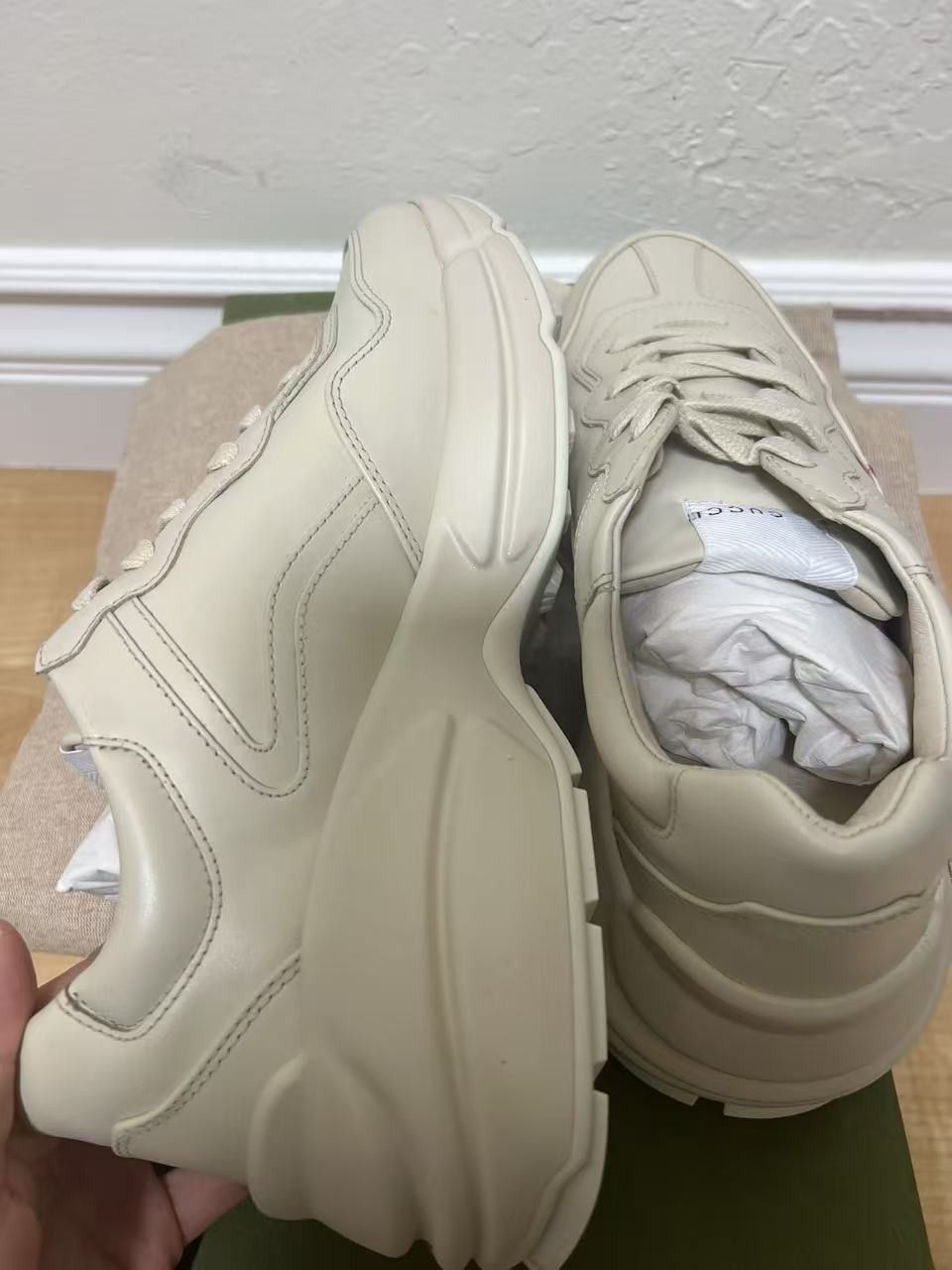 Gucci Rhyton Glitter-Logo Chunky Sneaker Love Parade Off-White Size US 9.5 / IT 39.5 - 8 Thumbnail