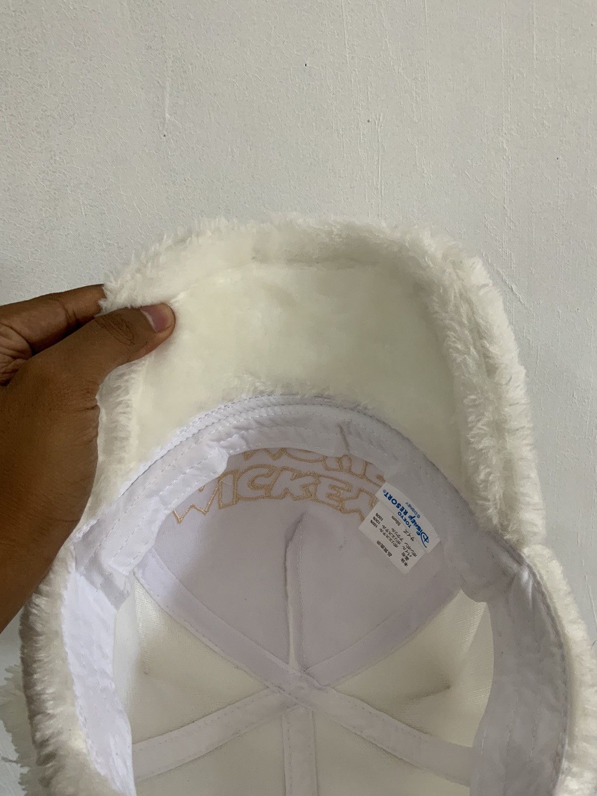Disney Mickey Mouse Mohair Fur Disney Hat Cap Size ONE SIZE - 8 Thumbnail