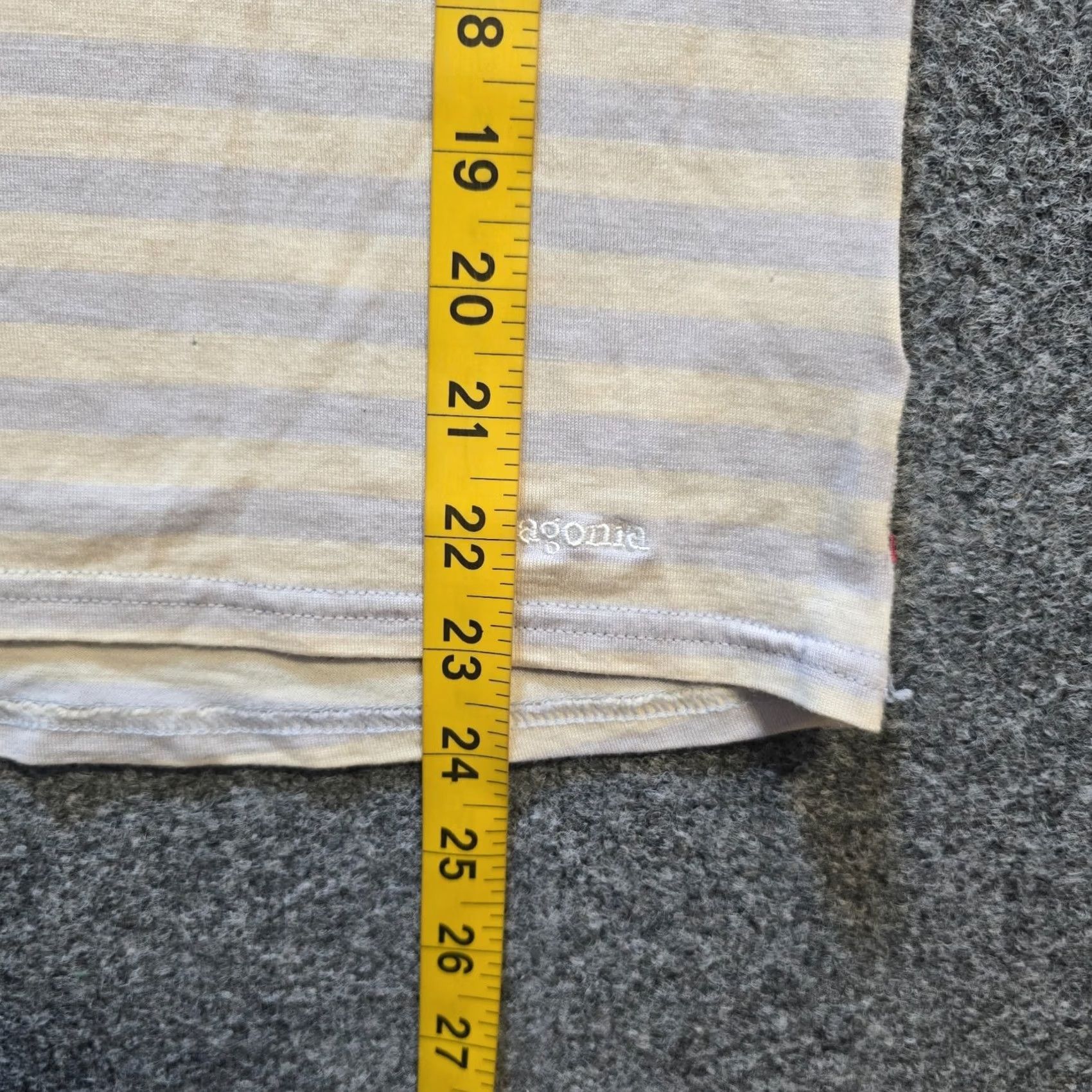 Patagonia Patagonia Womens Medium Gray Yellow Striped Capilene Layer 1/4 Zip Outdoor Size M / US 6-8 / IT 42-44 - 6 Thumbnail