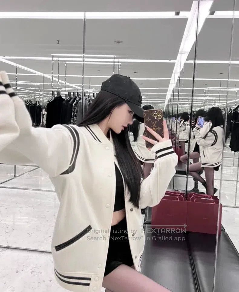 Saint Laurent Paris Saint Laurent Paris White Wool Mixed Baseball Jacket Size US S / EU 44-46 / 1 - 9 Thumbnail