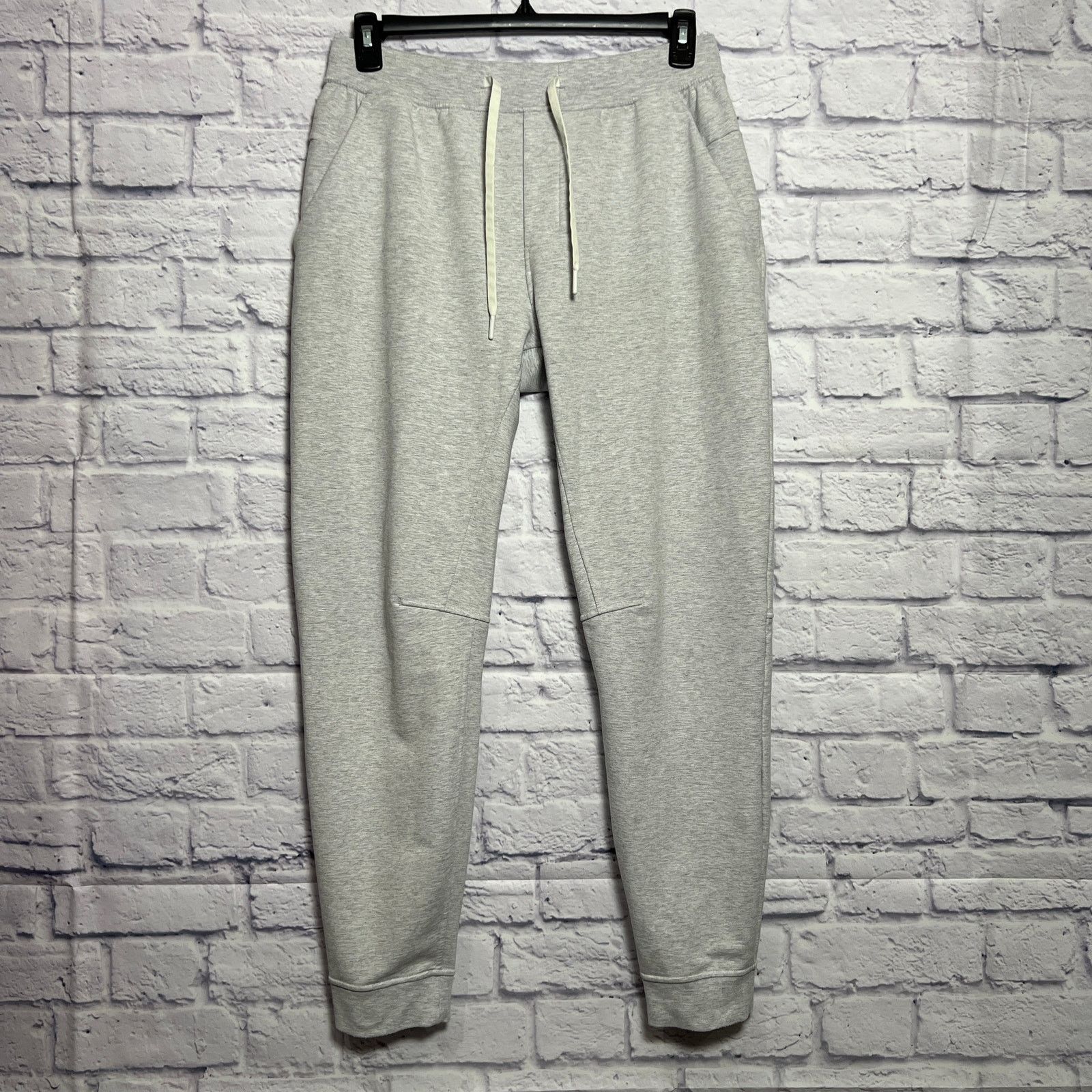 Lululemon Lululemon City Sweat Jogger Mens L Gray Pants Size US 32 / EU 48 - 1 Thumbnail