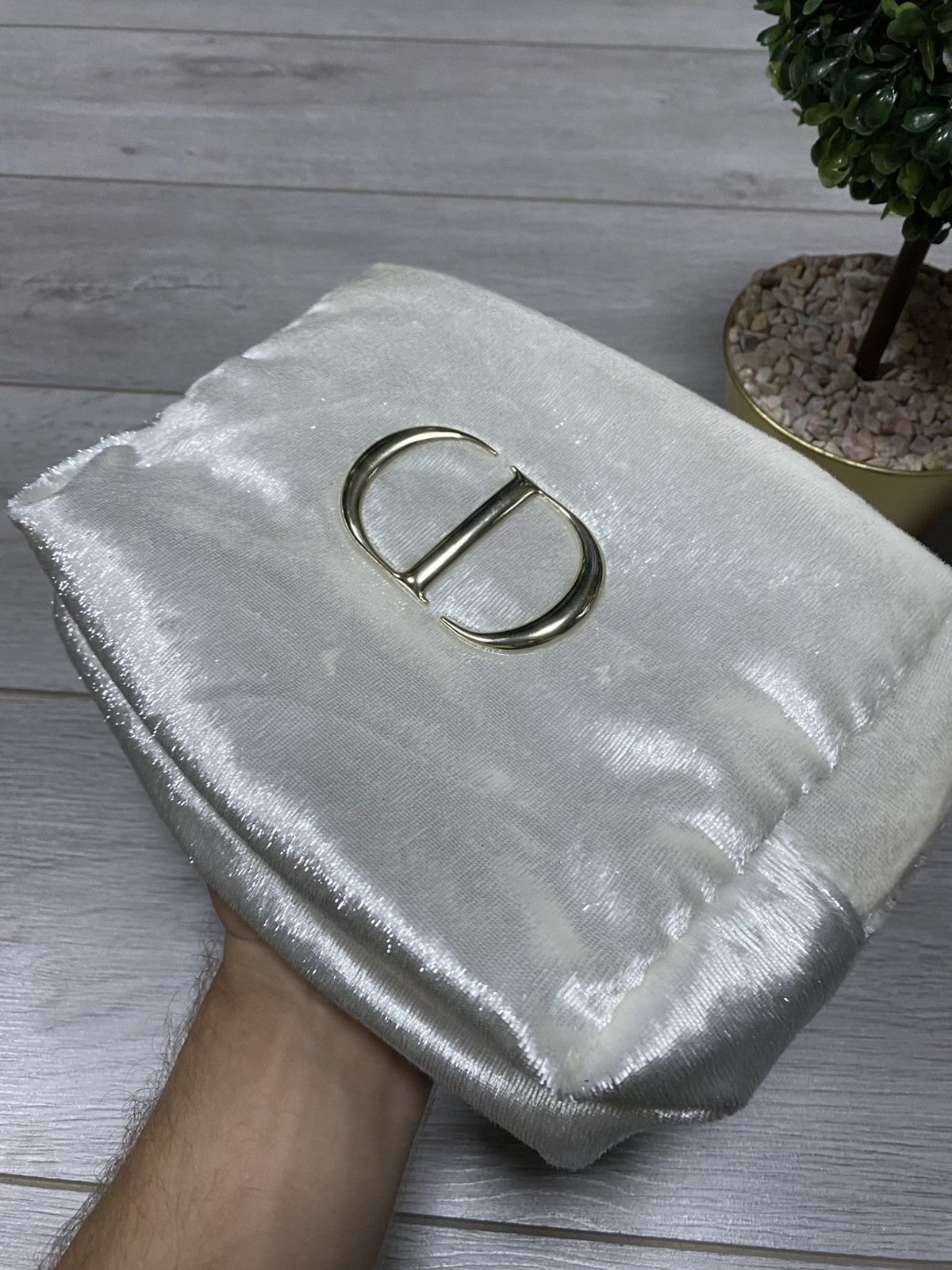 Christian Dior Monsieur Dior CD star ⭐️ small pouch bag cosmetic beauty shimmering Size ONE SIZE - 3 Thumbnail