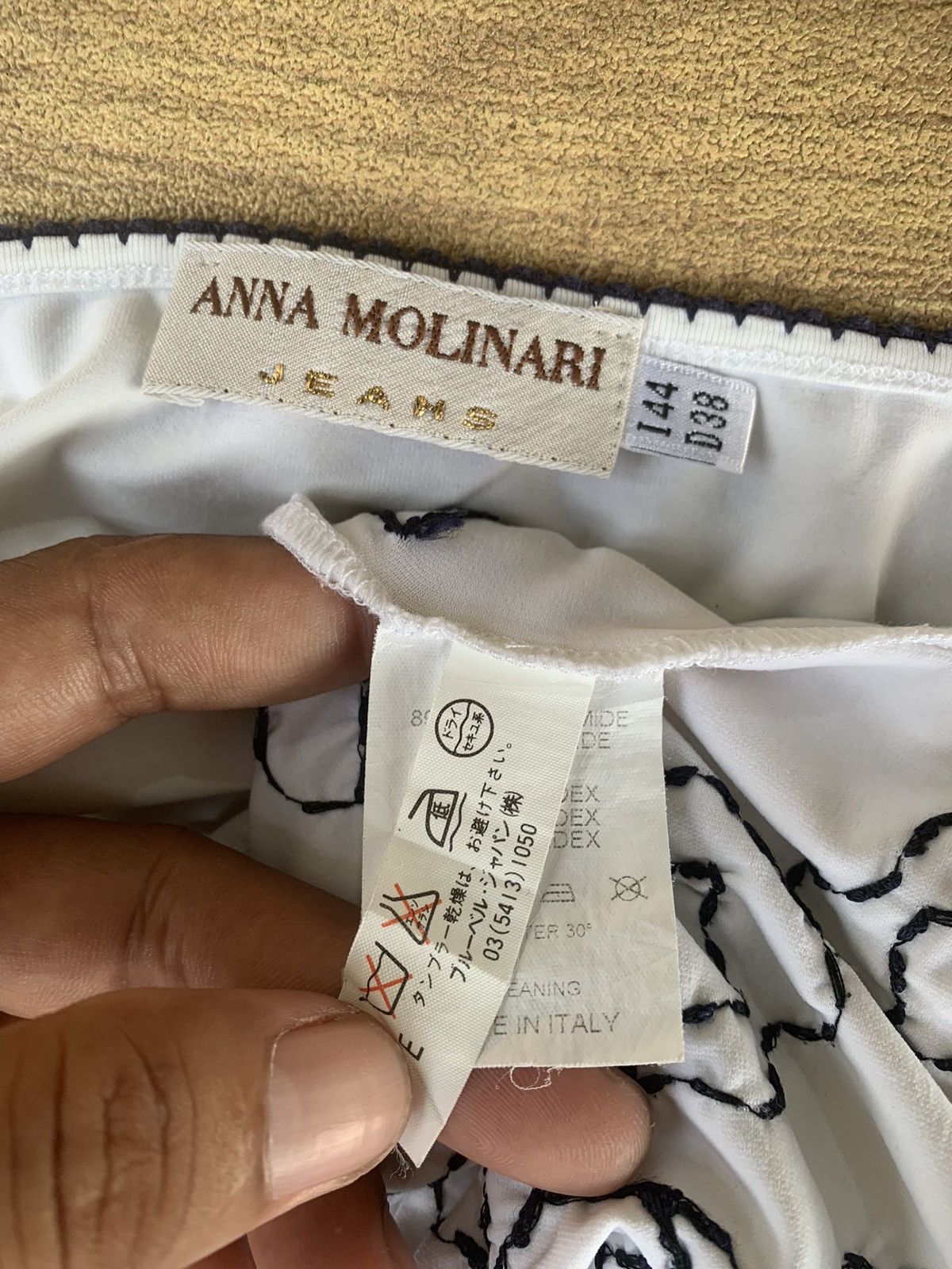 Anna Molinari Anna molinari embroidered tee Size S / US 4 / IT 40 - 4 Thumbnail