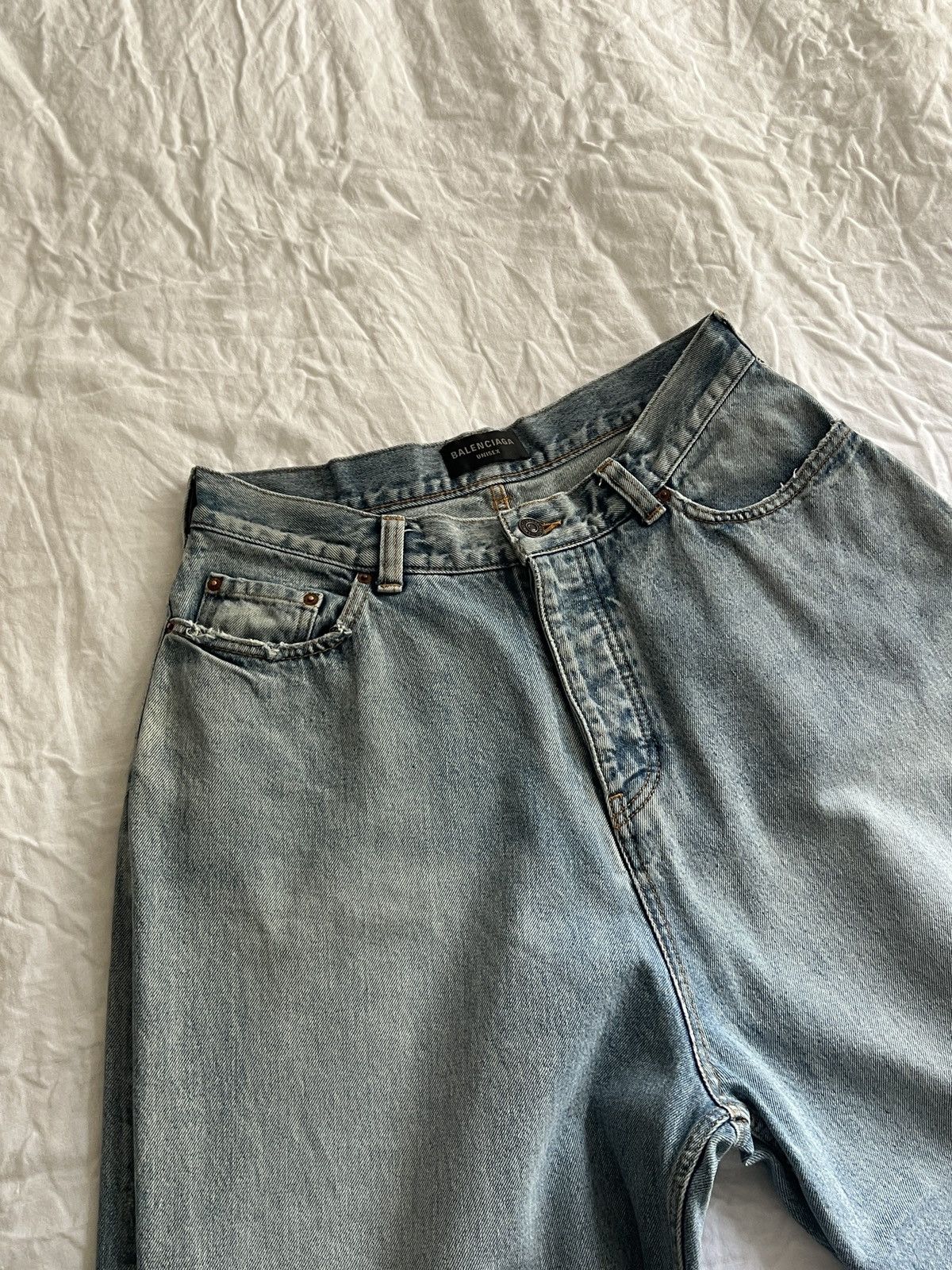 Balenciaga Balenciaga Baggy Jeans Washed Blue Color XS Size US 30 / EU 46 - 4 Thumbnail