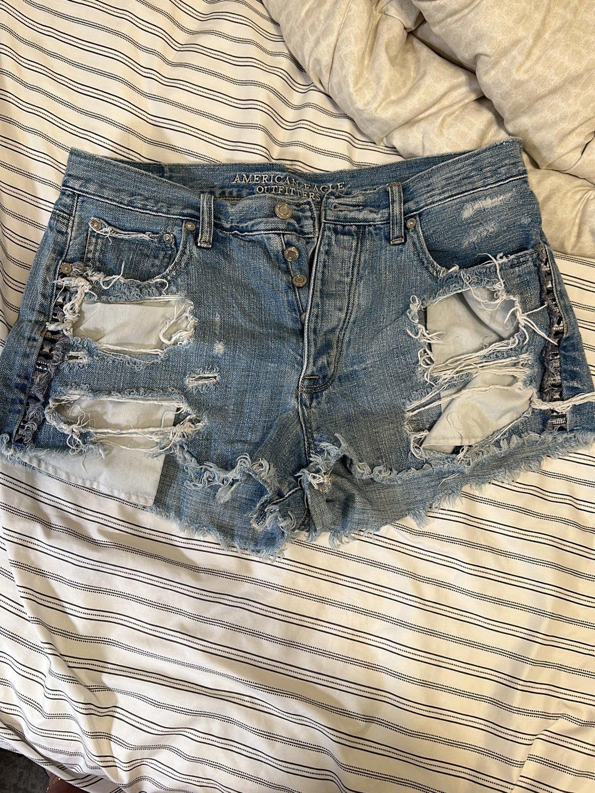 American Eagle Outfitters American Eagle Jean Shorts sz 12 Size 36" / US 14 / IT 50 - 1 Thumbnail
