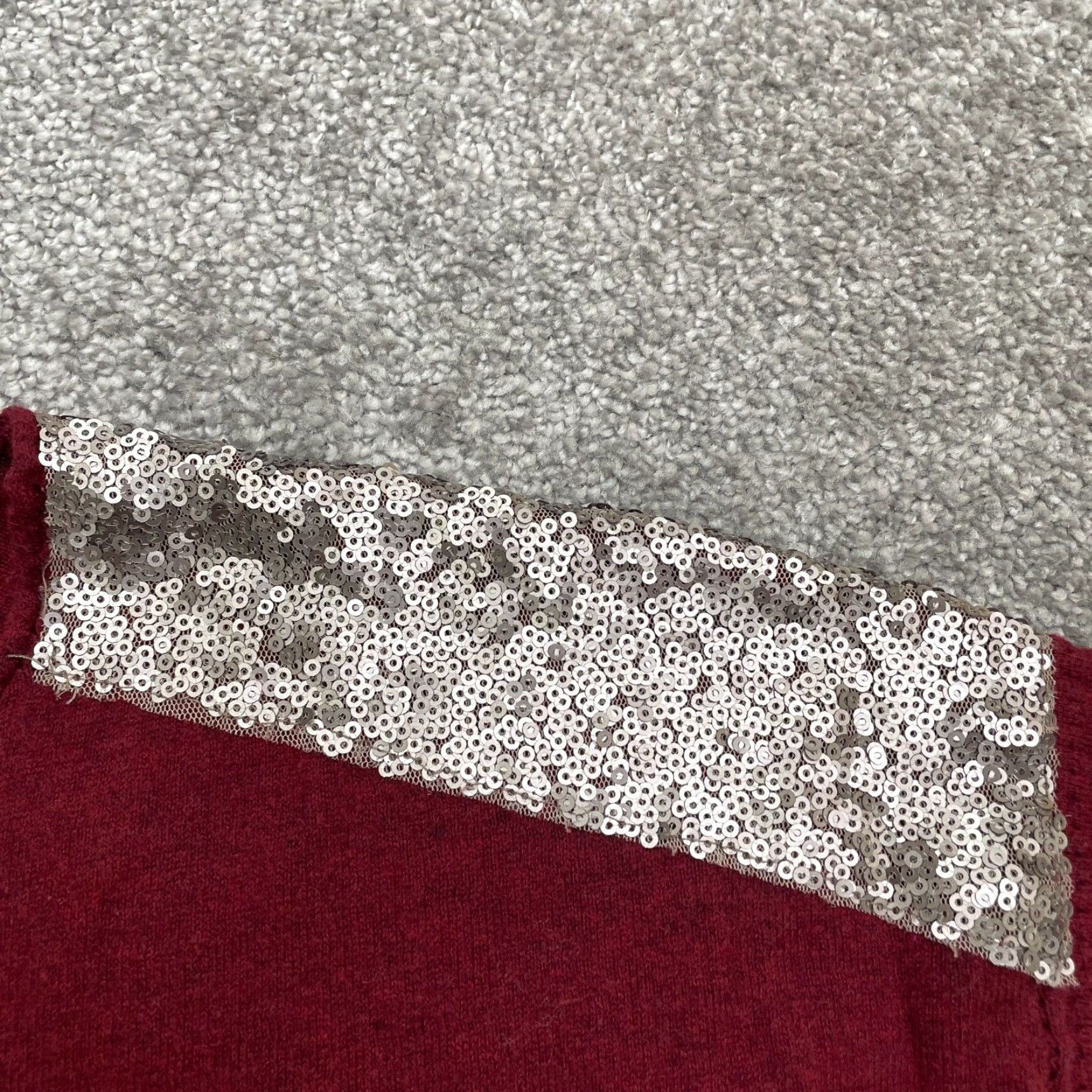 Vintage Yerse Women's Sweater Small Red Sequin V-Neck Casual Pullover Cotton Lightweight Regular Fit Size S / US 4 / IT 40 - 4 Thumbnail