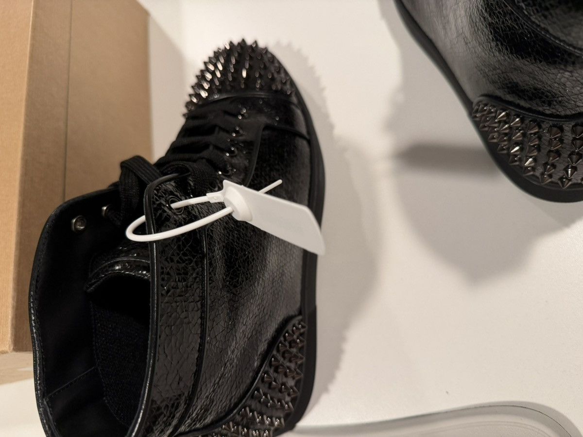 Christian Louboutin Chrictian louboutin men spikes hi top sneakers. 44/11 Size US 11 / EU 44 - 8 Thumbnail