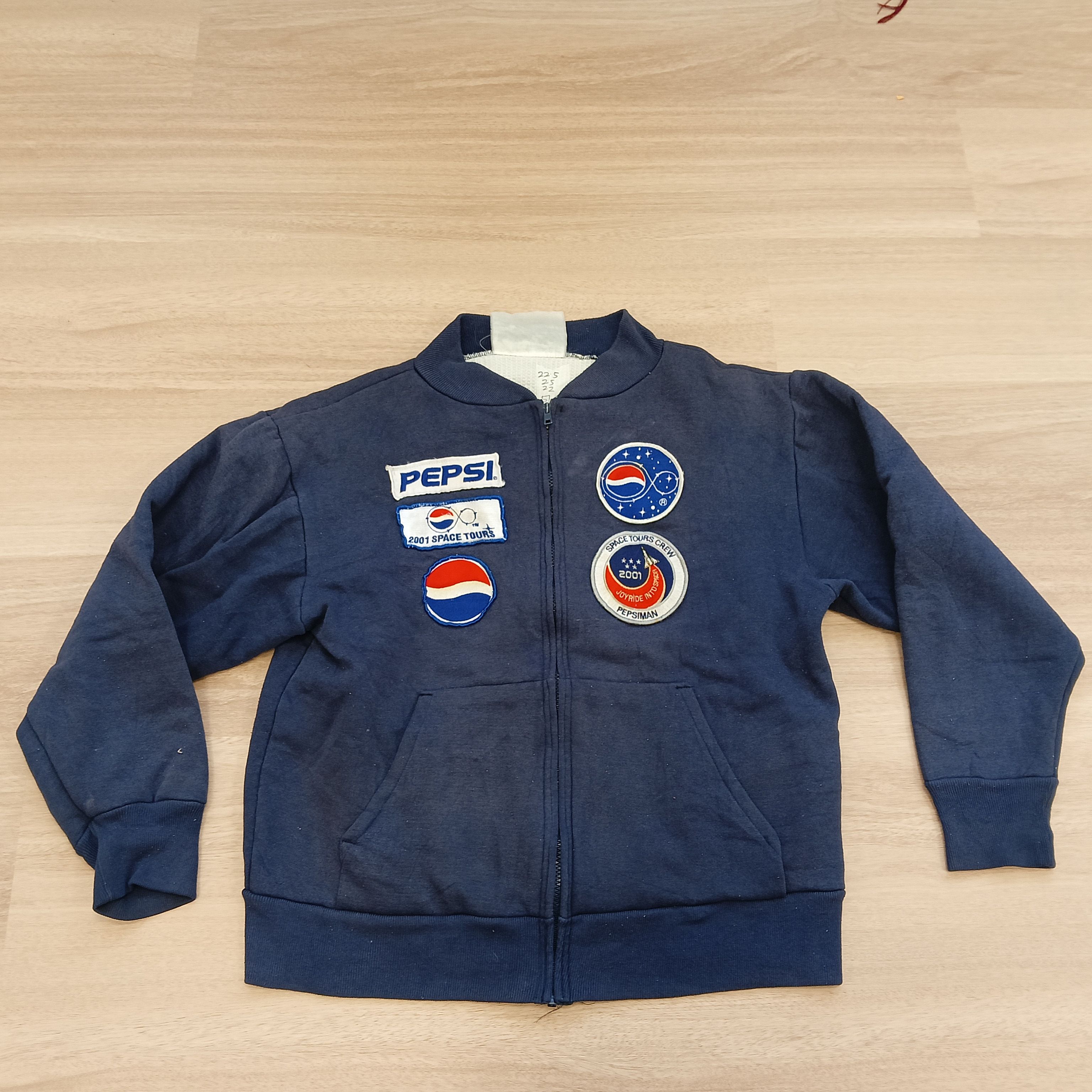 Vintage VINTAGE PEPSI BIG LOGO SWEATSHIRT L Size US L / EU 52-54 / 3 - 1 Thumbnail