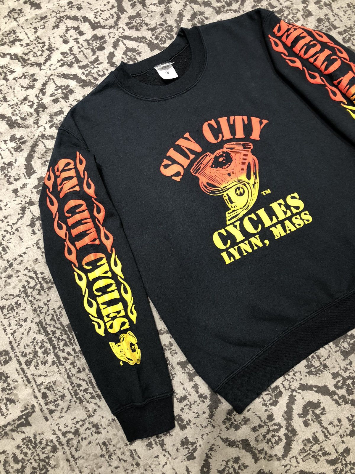 Gildan Y2K Sin City Cycles Lynn Massachusetts Size US M / EU 48-50 / 2 - 7 Thumbnail