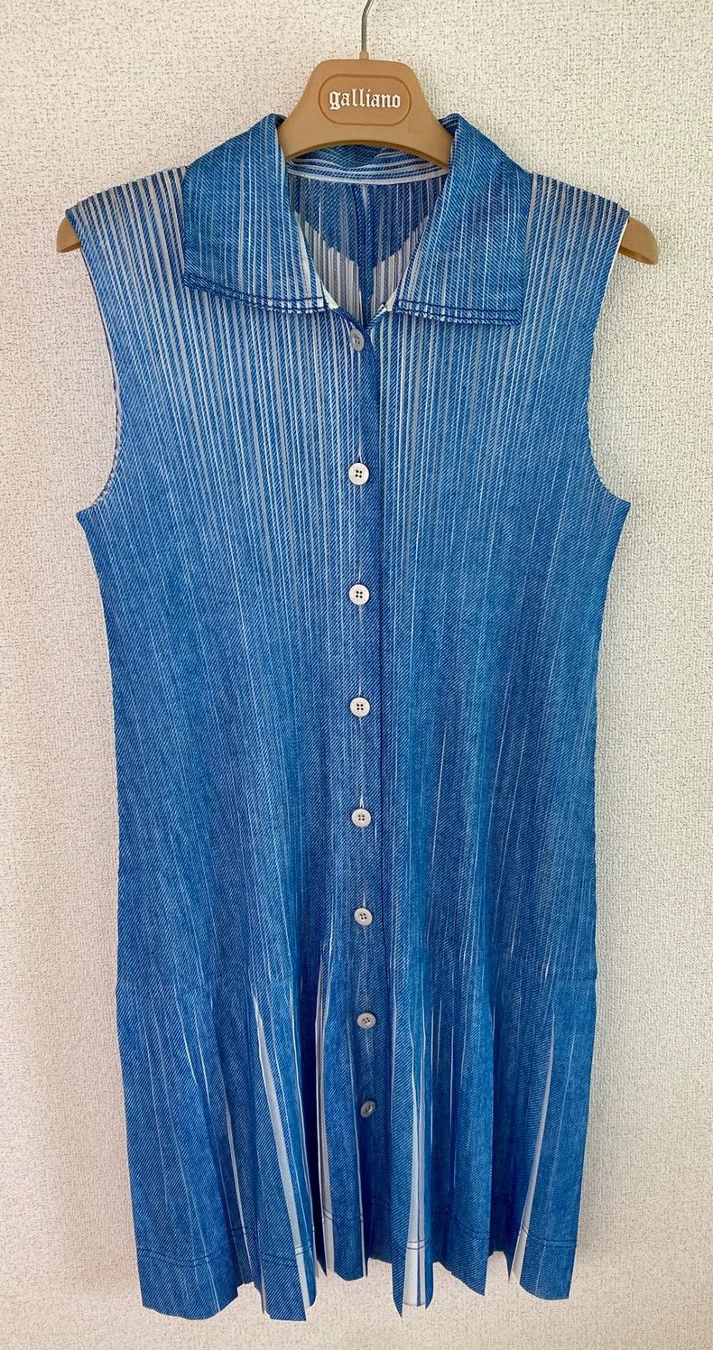 Issey Miyake Issey Miyake size:3 Blue denim style dress Size M / US 6-8 / IT 42-44 - 1 Thumbnail