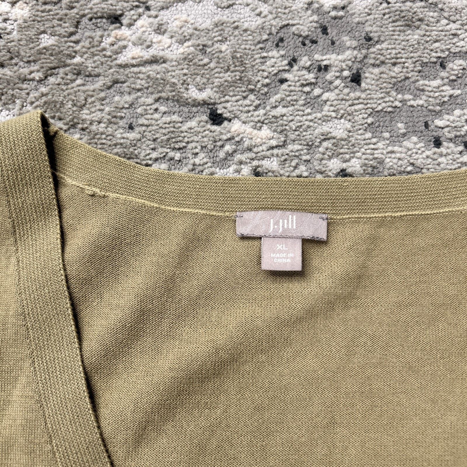 J. Jill J.jill Cardigan Sweater Women's XL Olive Green Knit V Neck Size XL / US 12-14 / IT 48-50 - 3 Thumbnail
