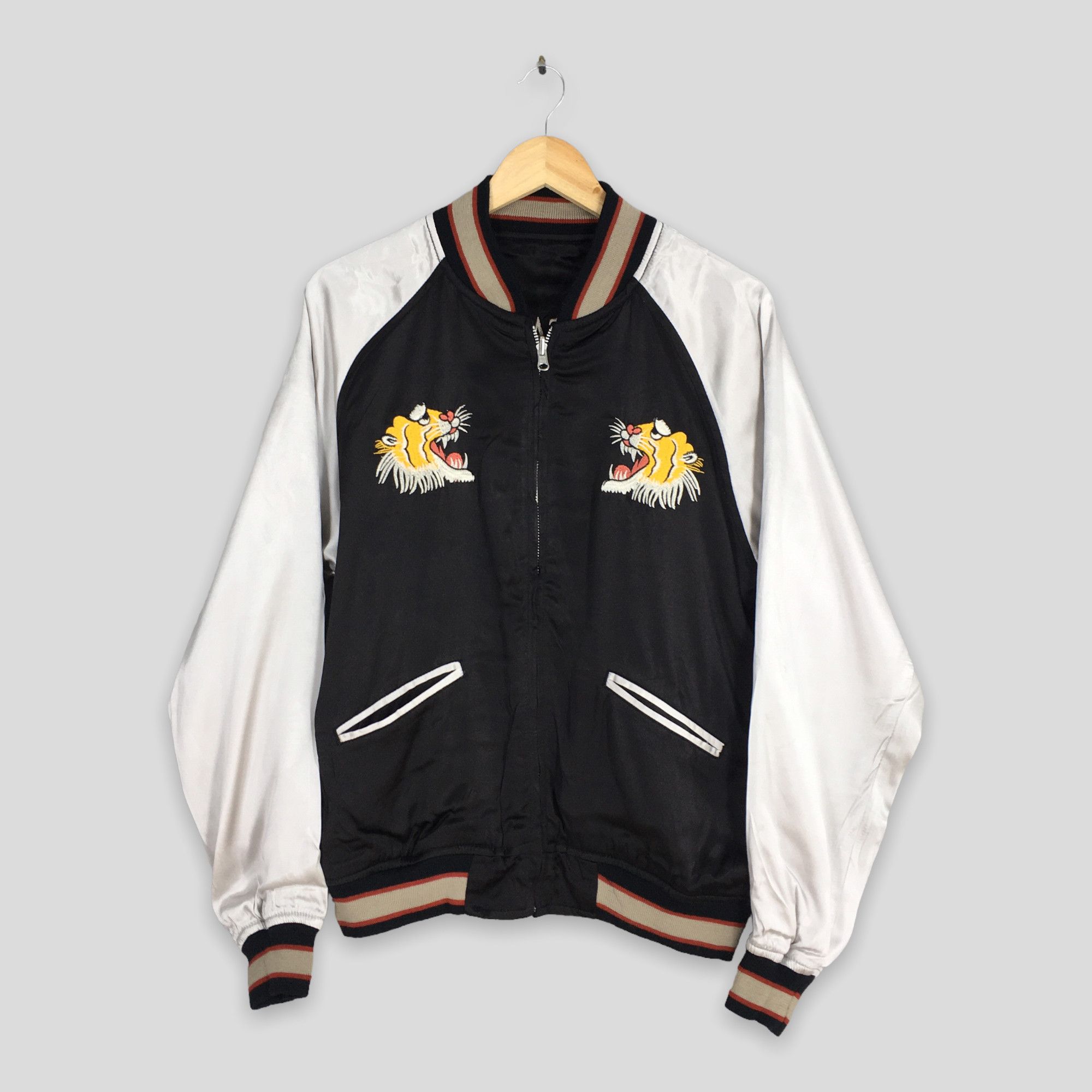 Japanese Brand Vintage Sukajan Yokosuka Tiger Souvenir Black Jacket Medium Size US M / EU 48-50 / 2 - 4 Thumbnail