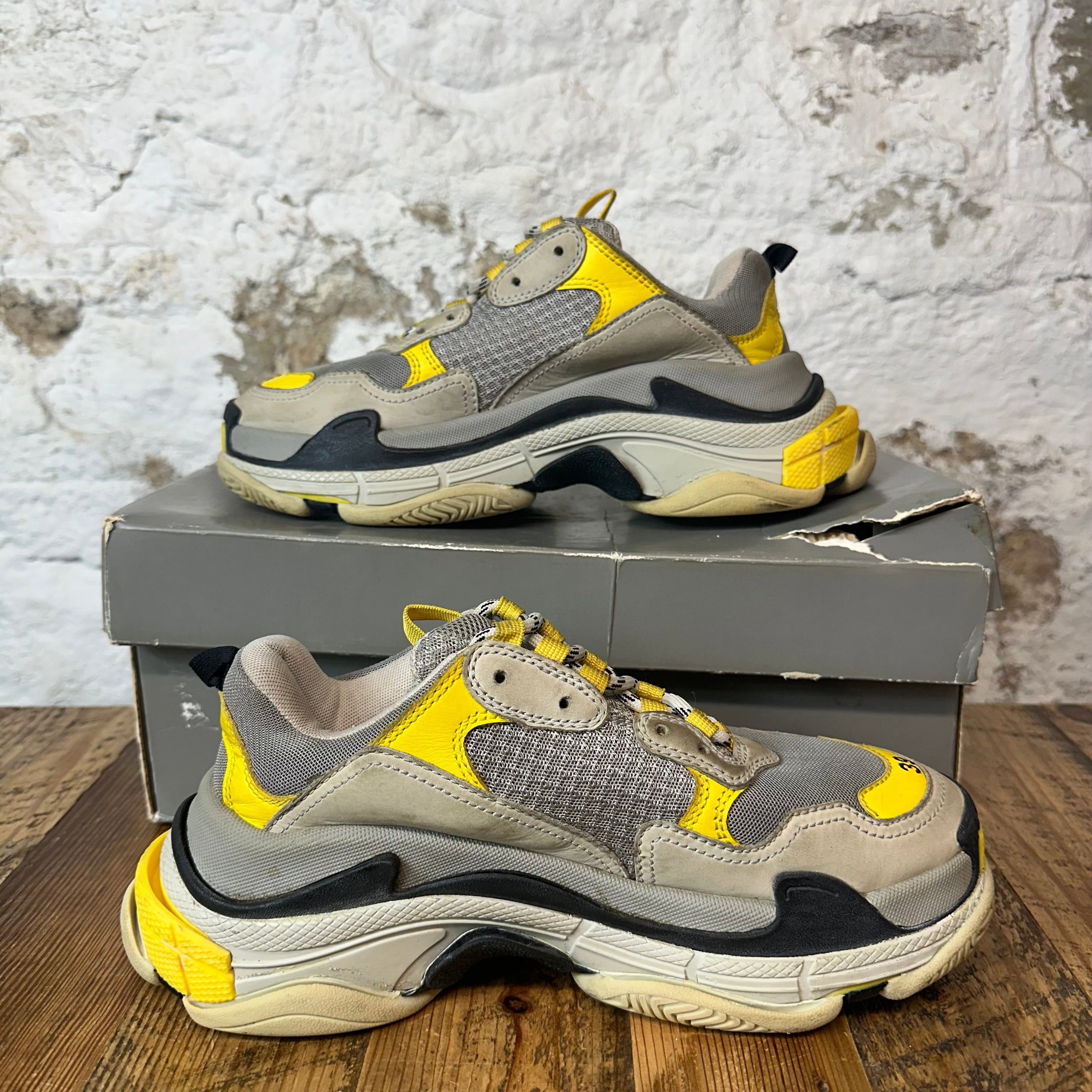 Balenciaga Balenciaga Triple S Gray Yellow Sz 6.5 (39) Size US 6.5 / EU 39-40 - 2 Thumbnail