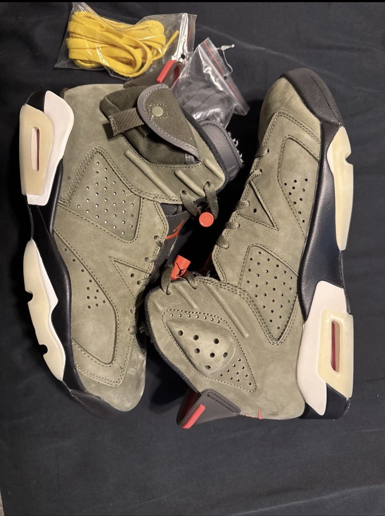 Jordan Brand × Travis Scott Travis Scott Jordan 6 Olive Size US 9.5 / EU 42-43 - 1 Thumbnail