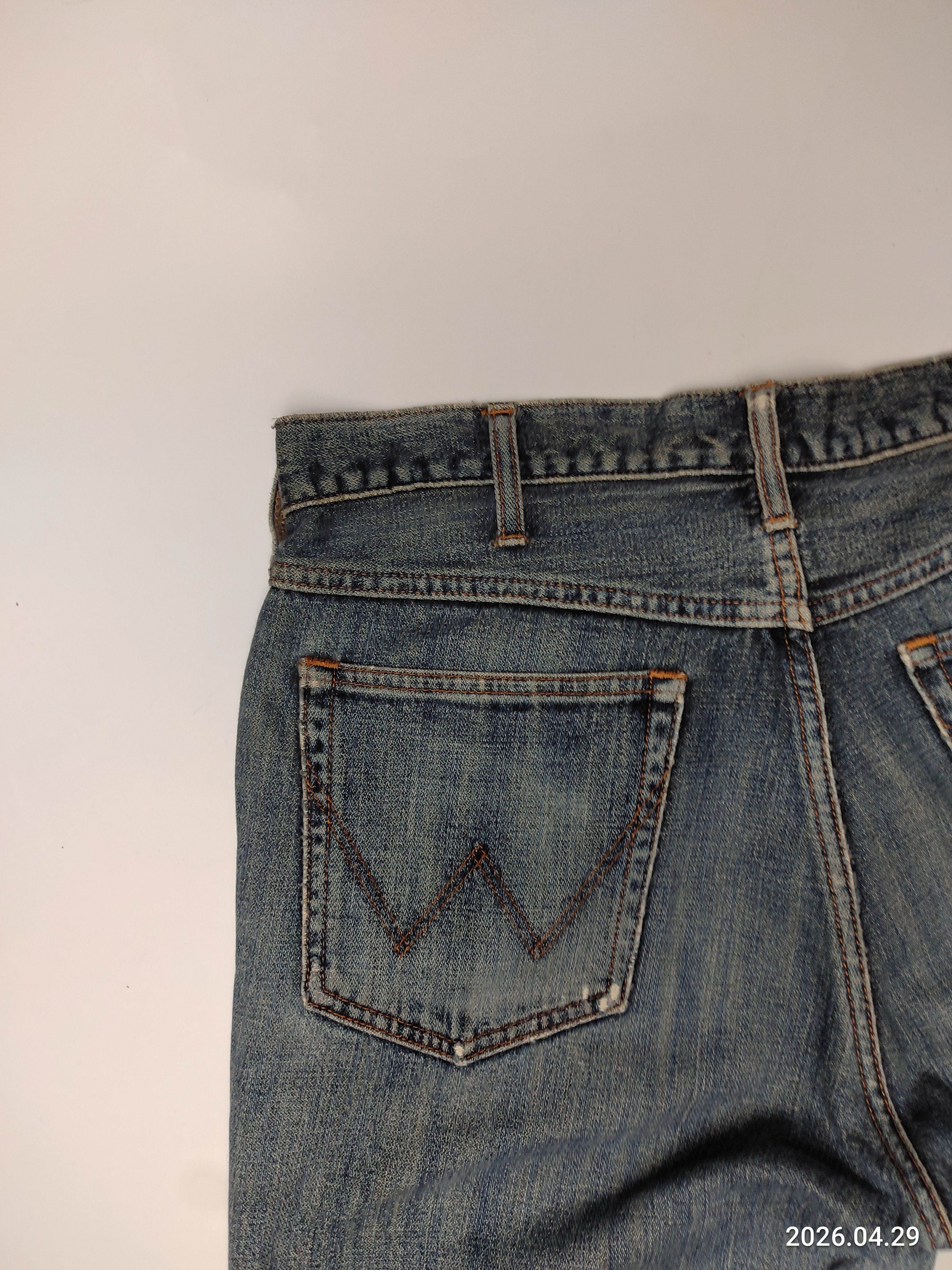 Wrangler Vintage Wrangler Jeans Blue Wash Distressed Denim Size US 34 / EU 50 - 10 Thumbnail
