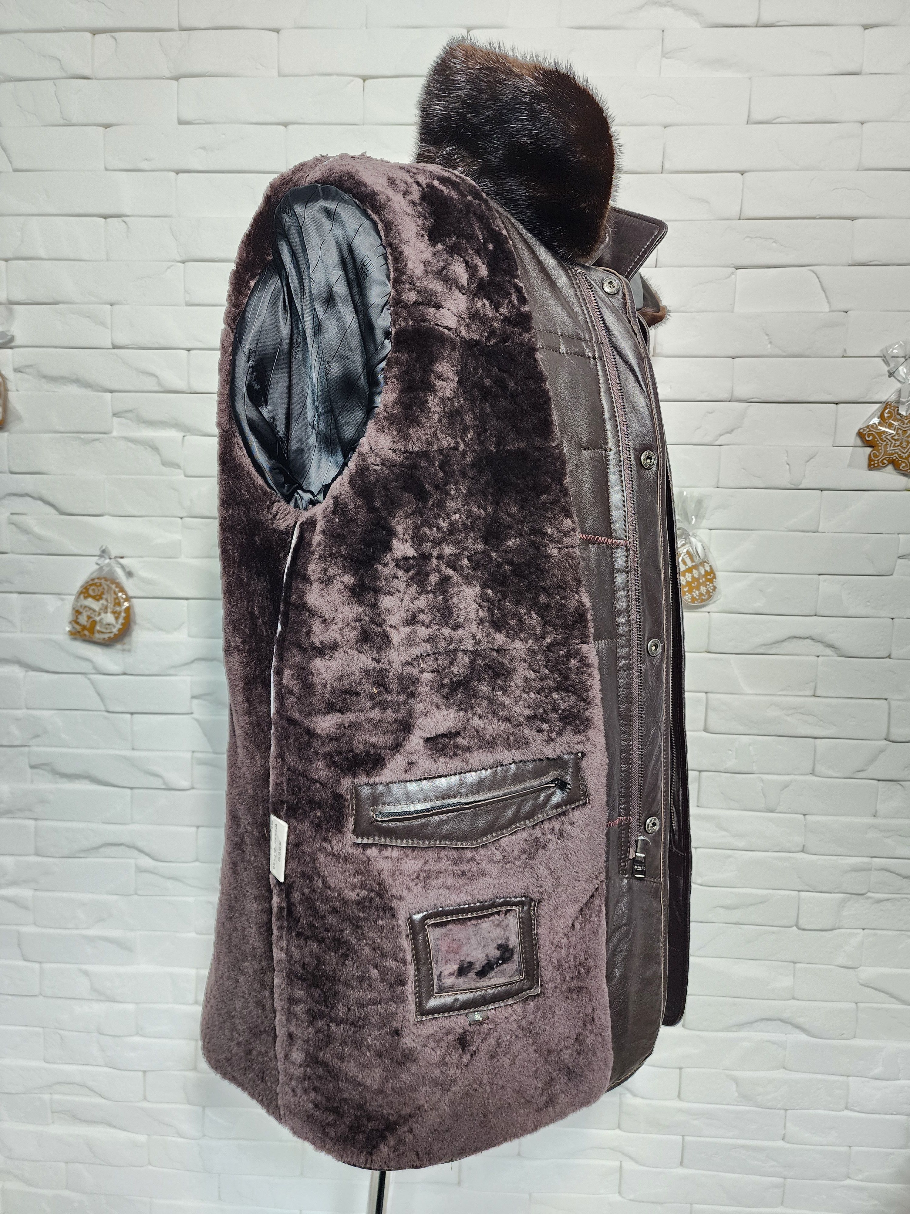 Uniqlo Men's Brown Sheepskin Coat: Genuine Fur, Plastic Zipper Size US L / EU 52-54 / 3 - 8 Thumbnail