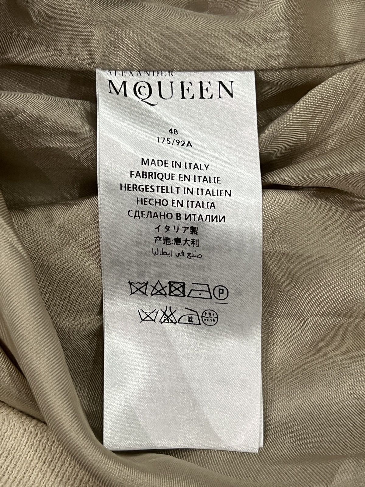 Alexander McQueen Alexander McQueen by Alexander Fury SS17 “Letters From India Size US M / EU 48-50 / 2 - 15 Thumbnail