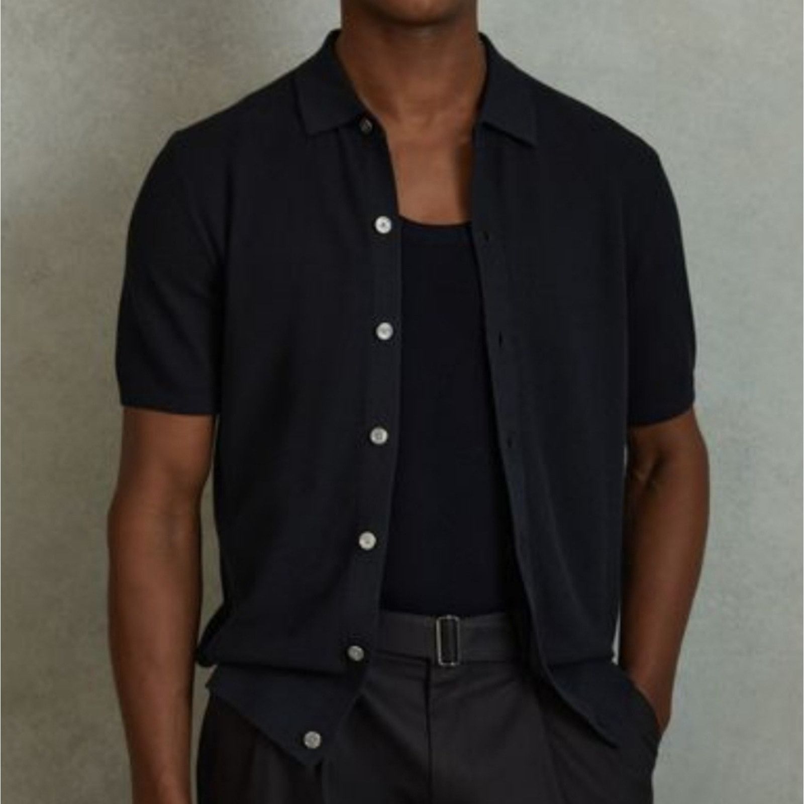Reiss REISS Bravo Cotton Blend Textured Shirt, Size M Colour Navy Size US M / EU 48-50 / 2 - 1 Thumbnail