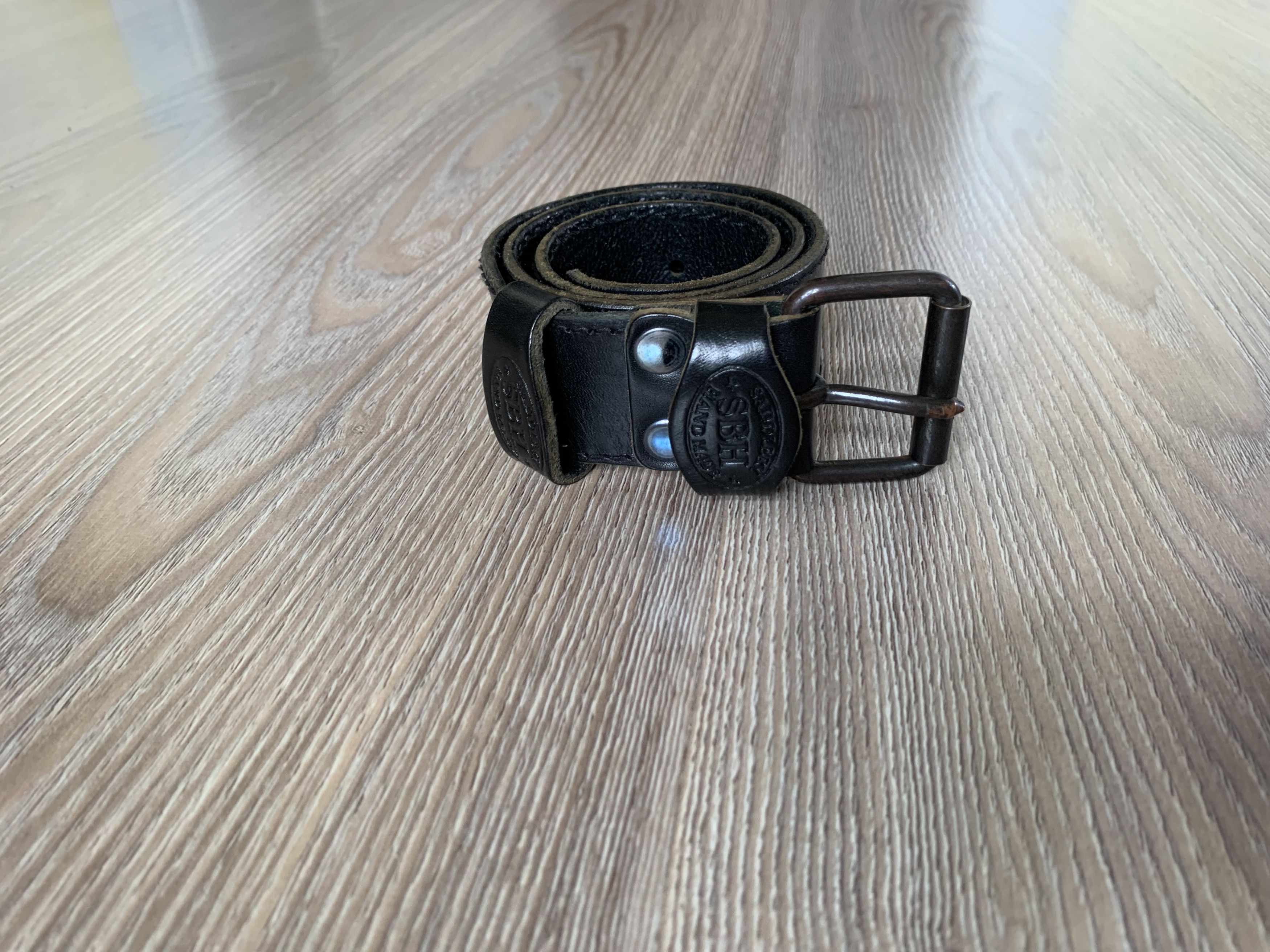 Handmade × Vintage Saddlery SBH Hand Made Unisex Black Leather Belt Size ONE SIZE - 3 Thumbnail