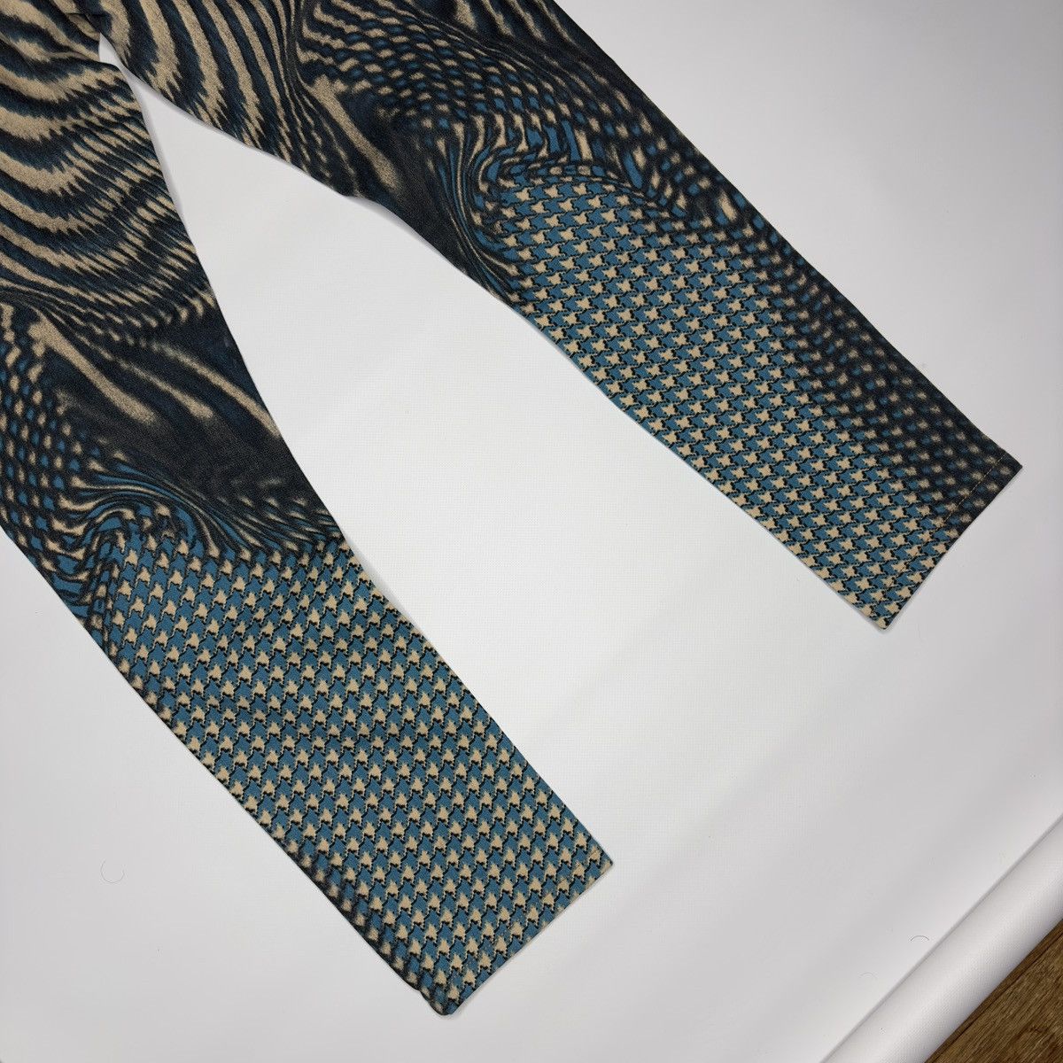 Dolce & Gabbana Vintage Dolce & Gabbana Striped Pattern Jeans – Size 28/42 Size 28" / US 6 / IT 42 - 13 Thumbnail