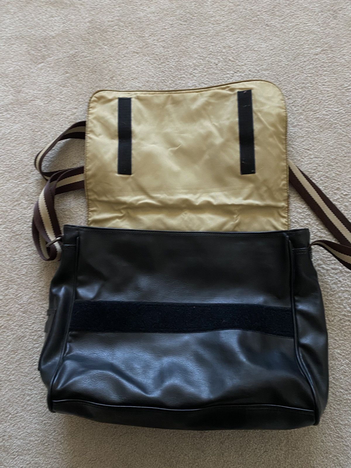 Diesel Vintage Diesel Leather Logo Crossbody Bag Size ONE SIZE - 7 Thumbnail