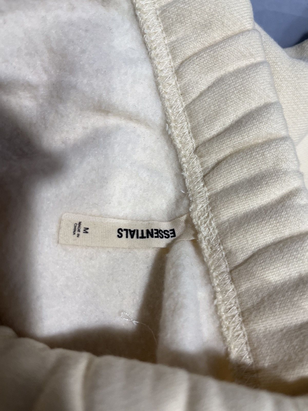 Essentials 2018 OG Fear Of God Essentials Cream Sweatpants Size US 34 / EU 50 - 12 Thumbnail