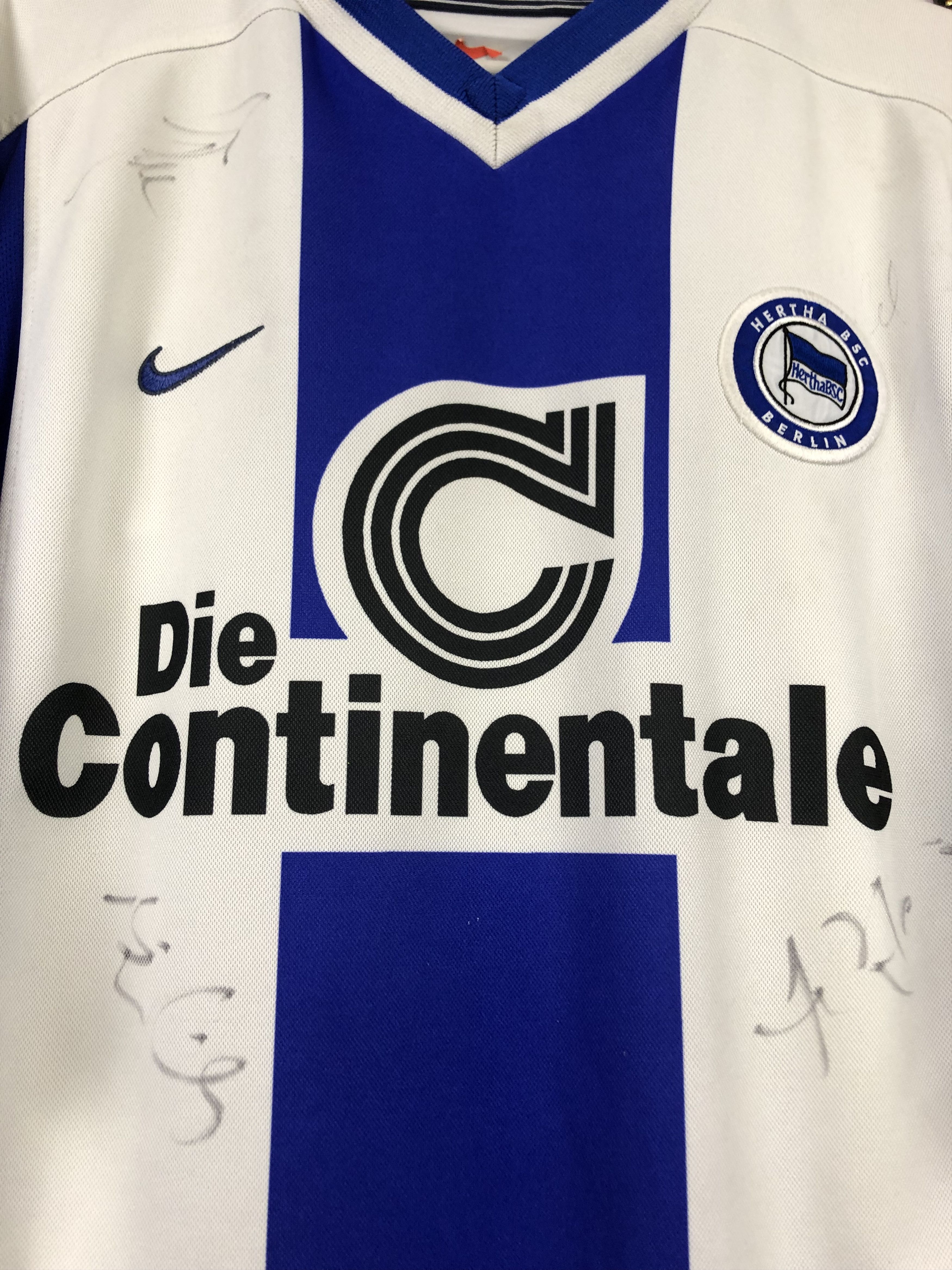 Nike Hertha football shirt 1999 Nike #6 Sverrisson Jersey Signed Size US XL / EU 56 / 4 - 8 Thumbnail