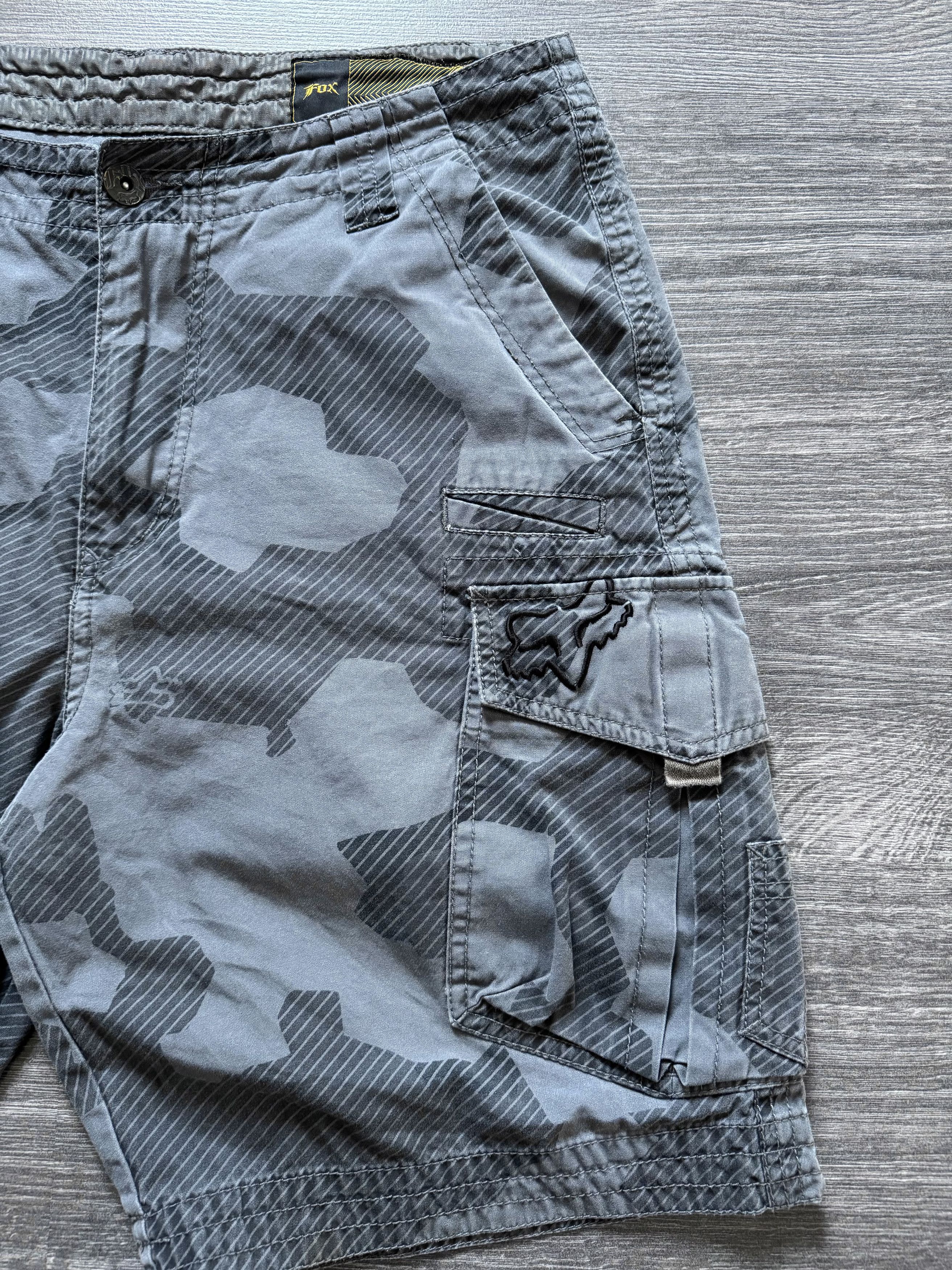 Fox Racing × Vintage Crazy Baggy Fox Racing Camo Cargo Shorts Y2K Motocross Size US 34 / EU 50 - 6 Thumbnail