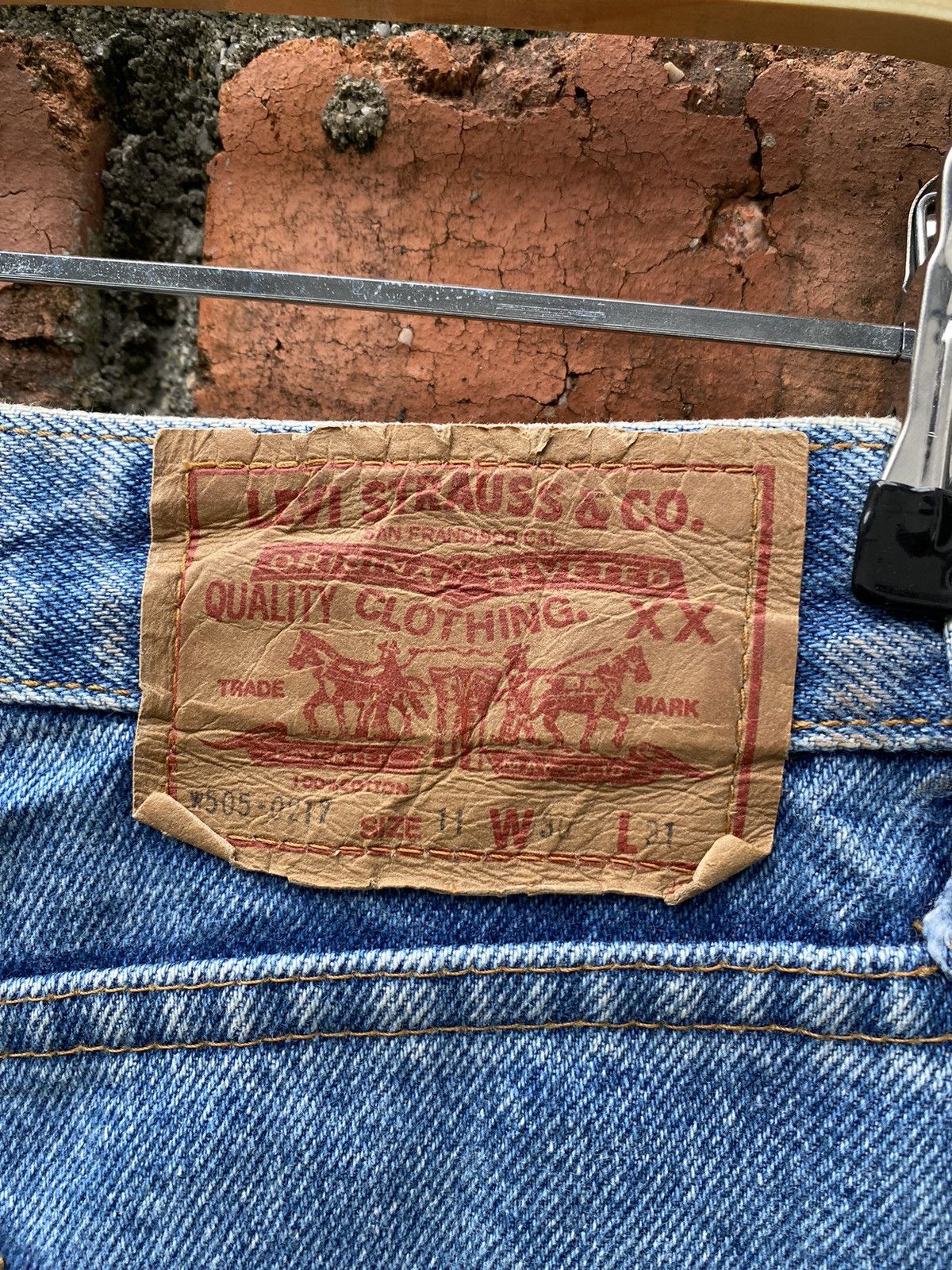 Levi's × Levi's Vintage Clothing × Vintage W26x27 vintage levi's 505 Size 26" / US 2 / IT 38 - 6 Thumbnail