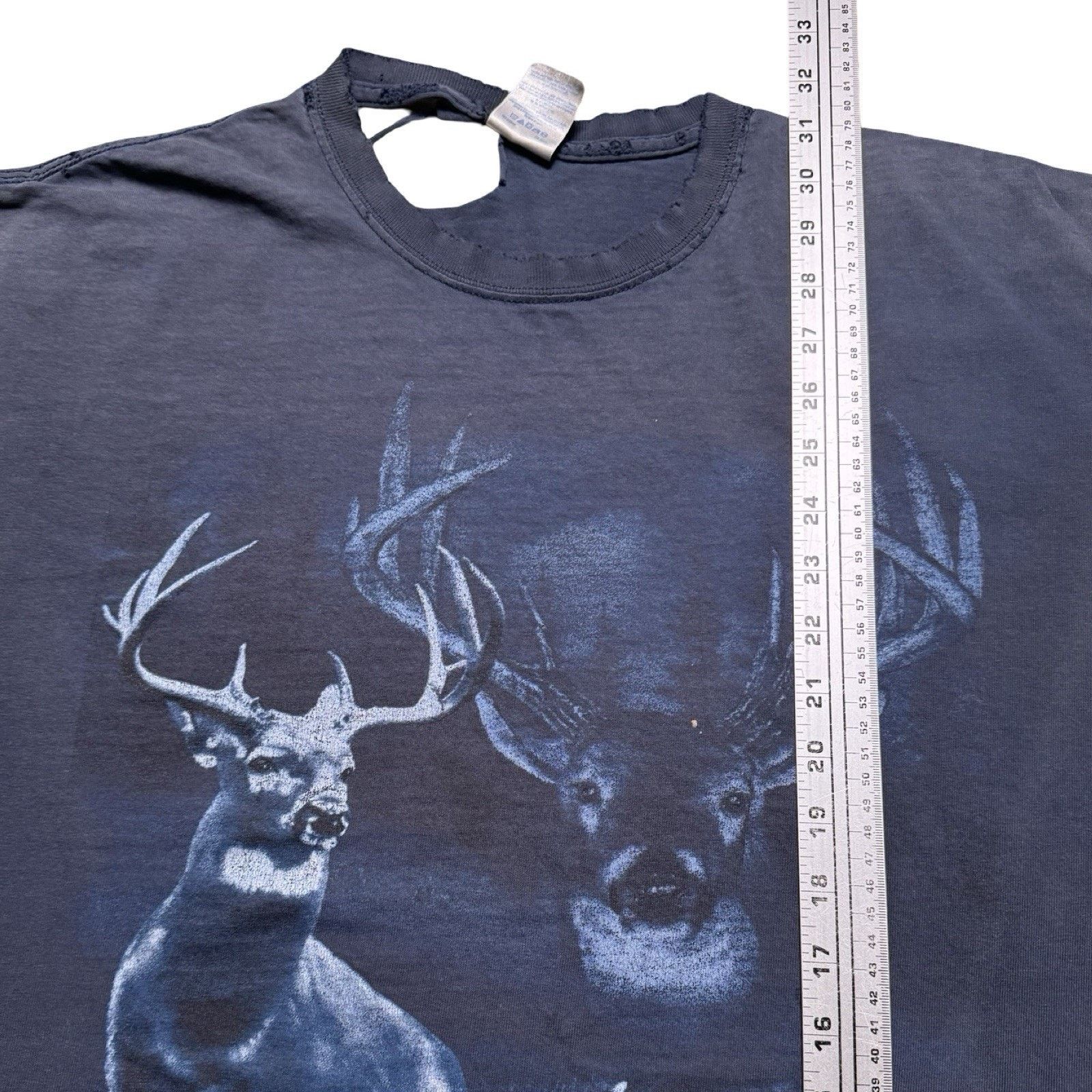 Vintage Vintage Whitetail Deer Hunting Thrashed Faded T Shirt 2XL Size US XXL / EU 58 / 5 - 5 Thumbnail