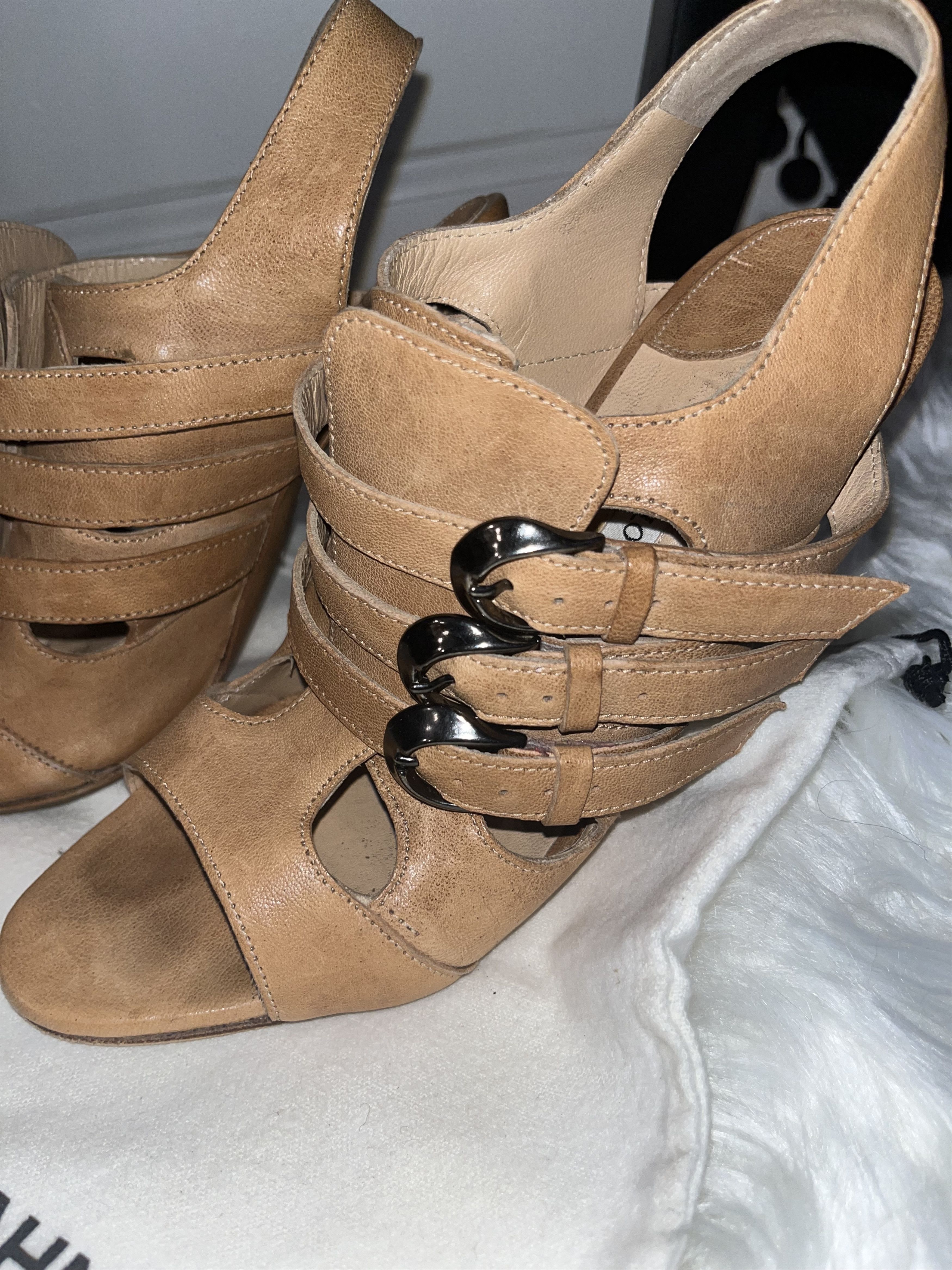 Manolo Blahnik Manolo Blahnik Buckle Heel Size US 8 / IT 38 - 1 Thumbnail