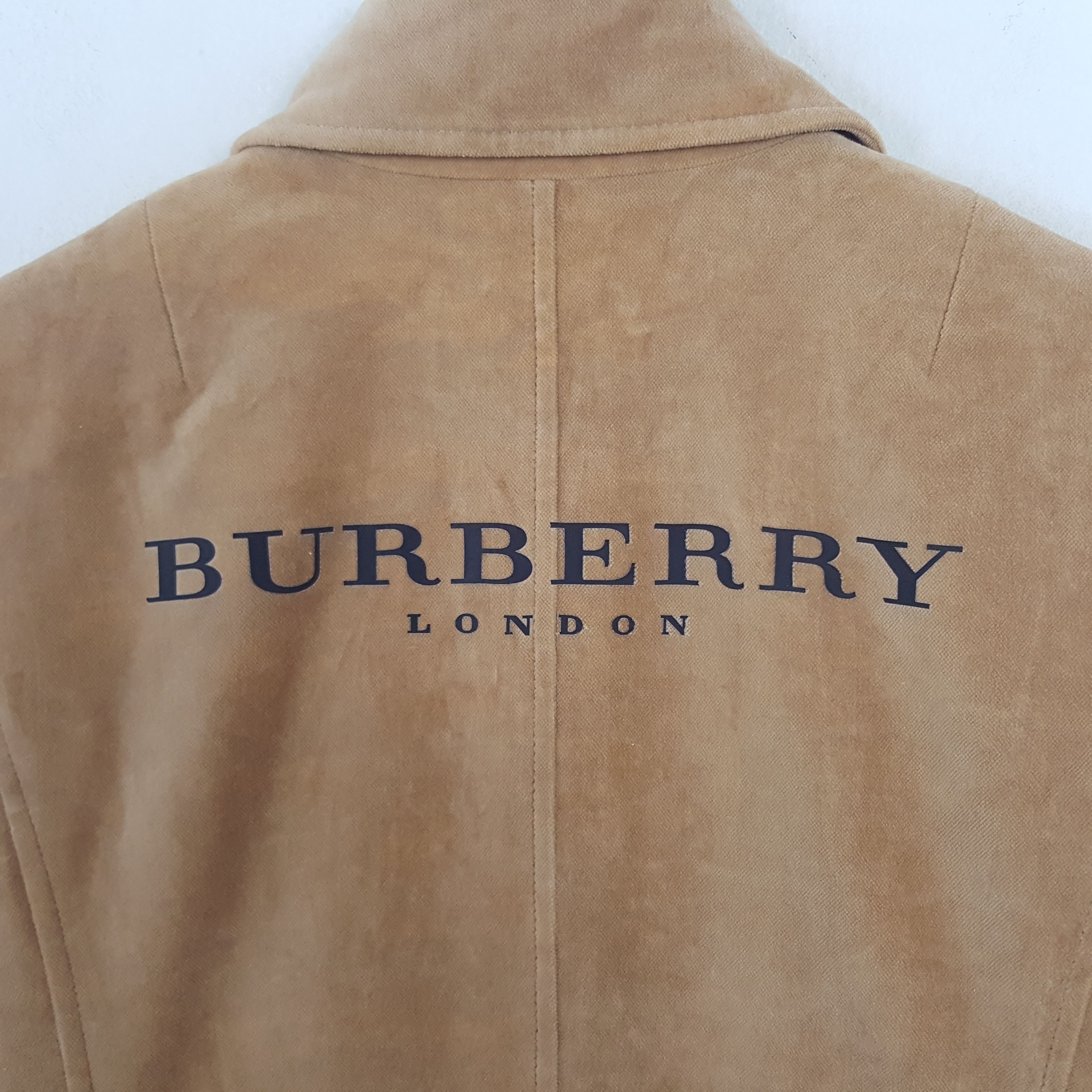 Burberry × Vintage Vintage Burberry London Custom Spell Out Button Up Jacket Size S / US 4 / IT 40 - 2 Thumbnail