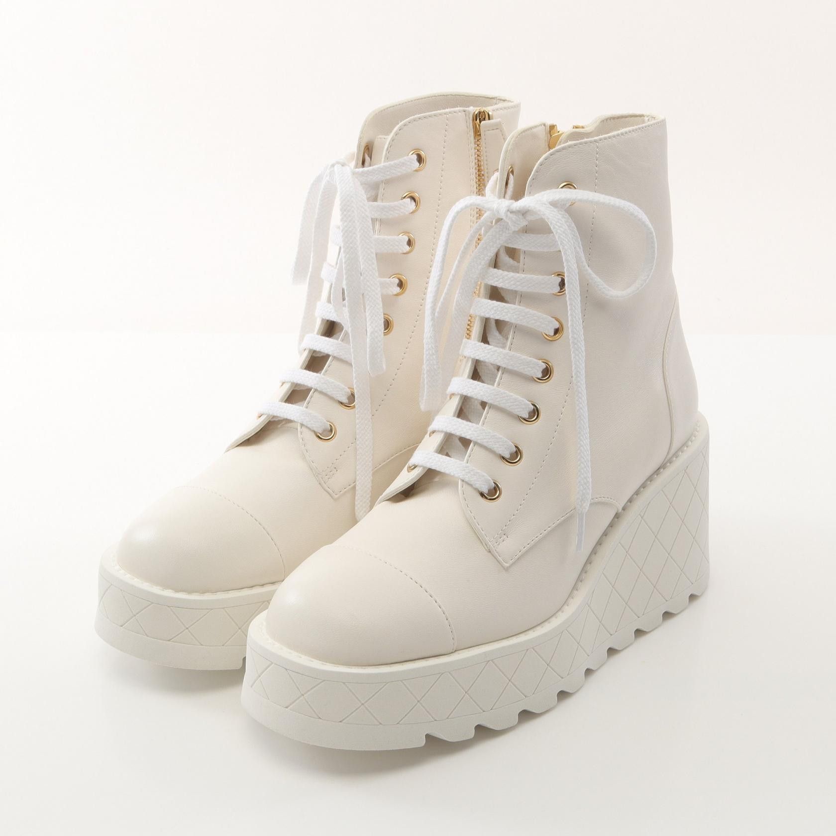 Chanel Chanel Coco Mark Leather Boots Leather Shoes G45388X01000 in White, Women's