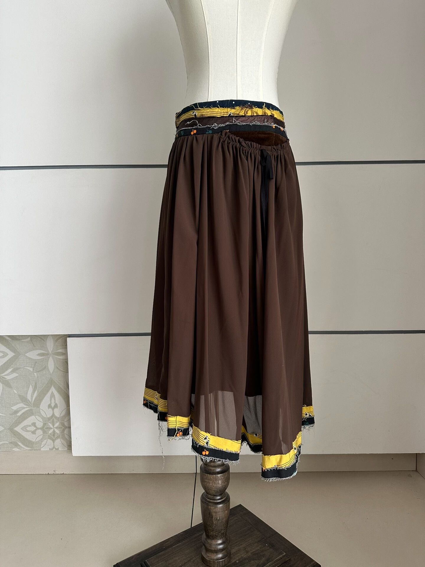 Undercover UNDERCOVER Initial layer-level splicing skirt| Size 28" / US 6 / IT 42 - 1 Thumbnail