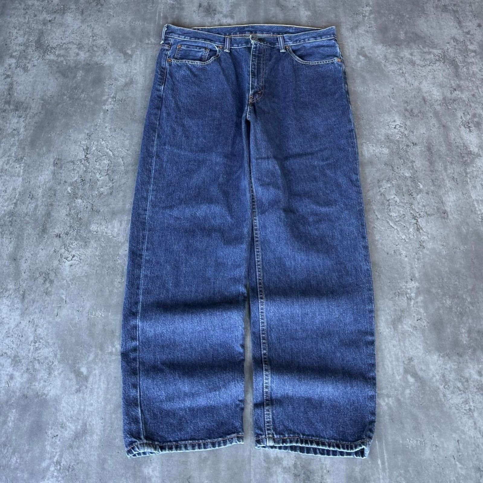 Levi's × Vintage Levi’s 550 Dark Wash Essential Denim Jeans Size US 38 / EU 54 - 2 Thumbnail