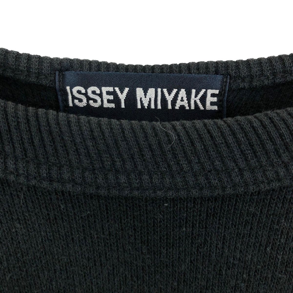Issey Miyake Vintage Issey Miyake Crewneck Sweatshirt Spell Out Sweater Size US L / EU 52-54 / 3 - 7 Thumbnail