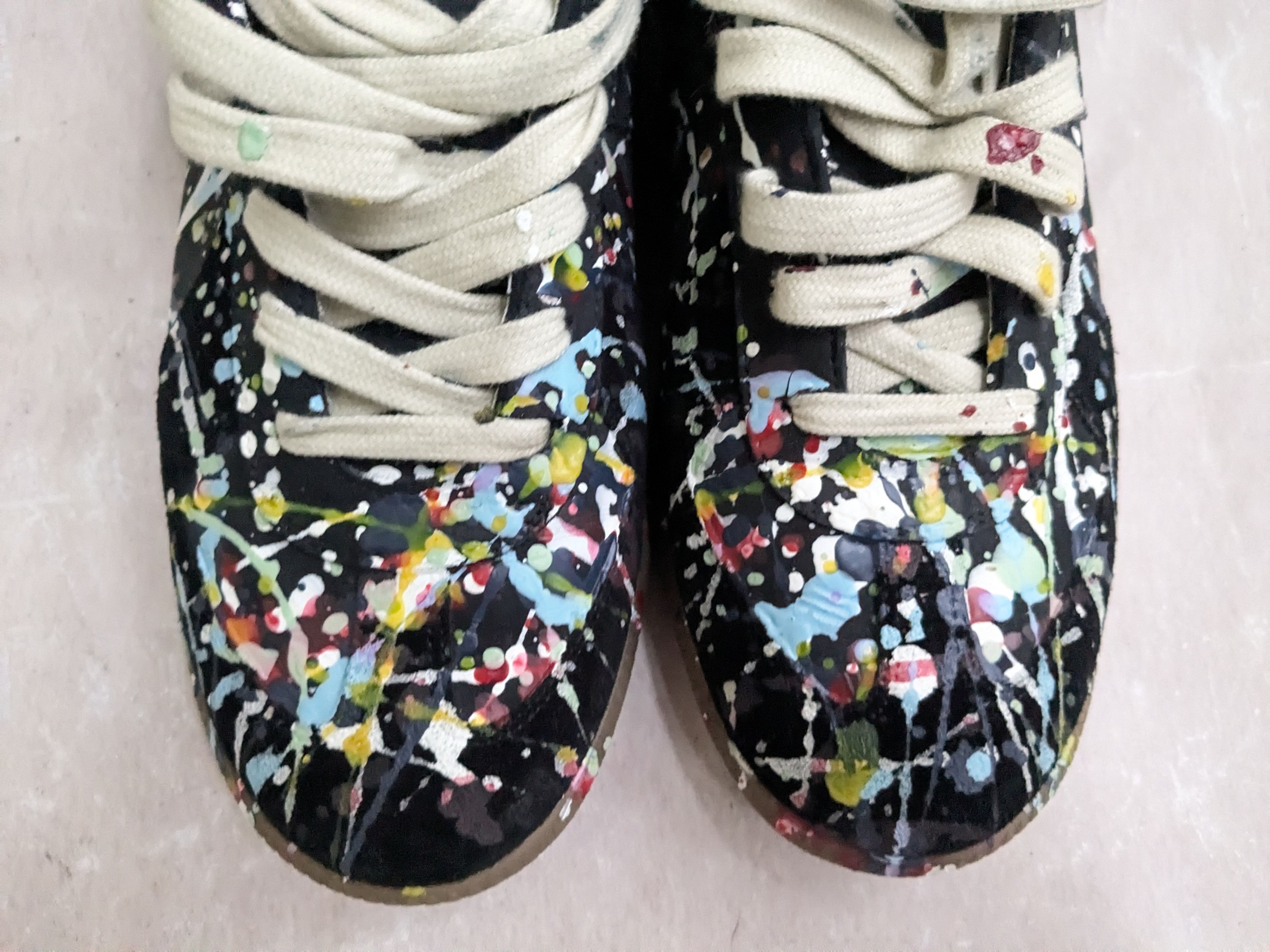 Maison Margiela Maison Margiela Replica GAT Black Paint Splatter 9 42 Size US 9 / EU 42 - 3 Thumbnail