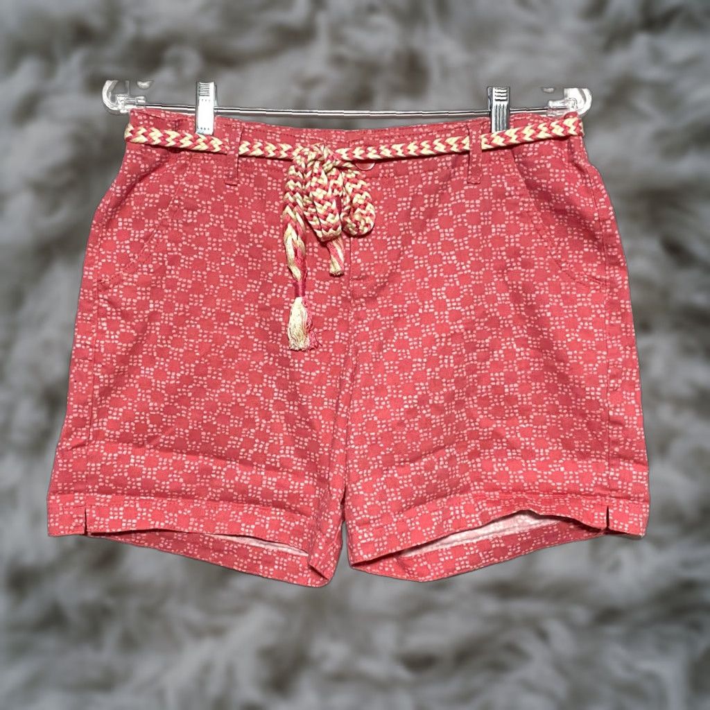 Lee VINTAGE? Lee Pink Geometric Shorts Belt Womens 8 Medium Natural Fit Just Below The Waist Shirt Size 30" / US 8 / IT 44 - 1 Thumbnail
