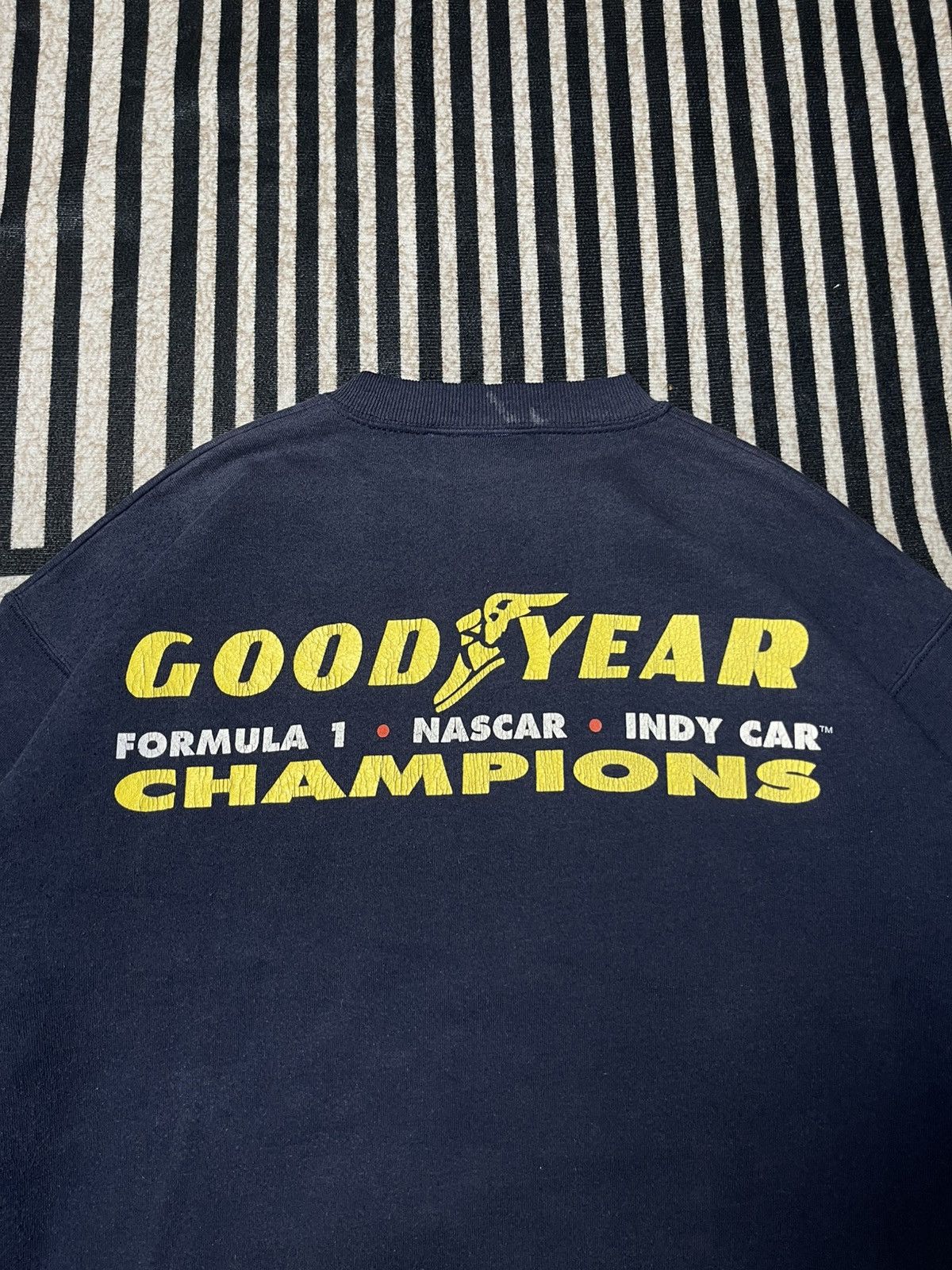 Formula 1 VINTAGE 90s GOODYEAR RACING FORMULA 1 SWEATSHIRT Size US L / EU 52-54 / 3 - 14 Thumbnail