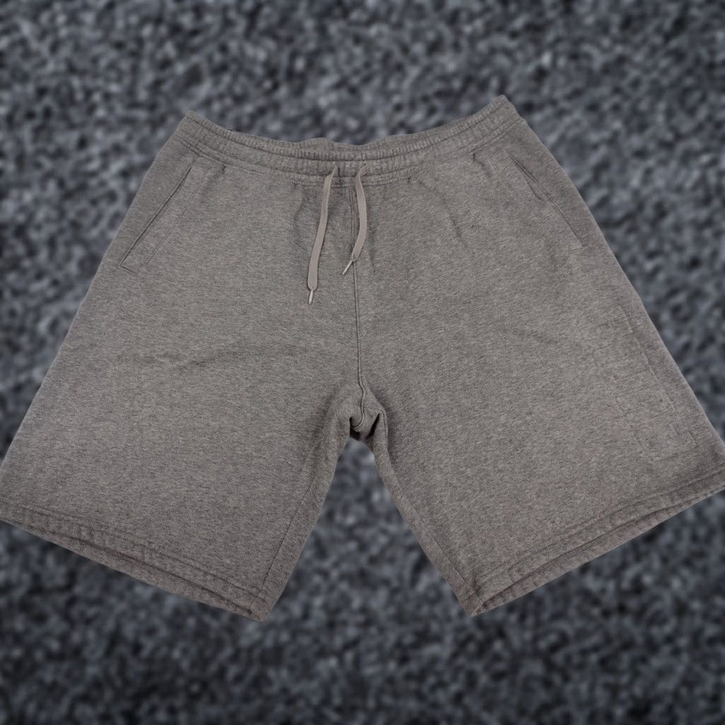 Puma PUMA Fleece Shorts Mens XL Grey Solid Drawstring Pockets 90s Colorful Logo Casual Sweat Size US 36 / EU 52 - 1 Thumbnail