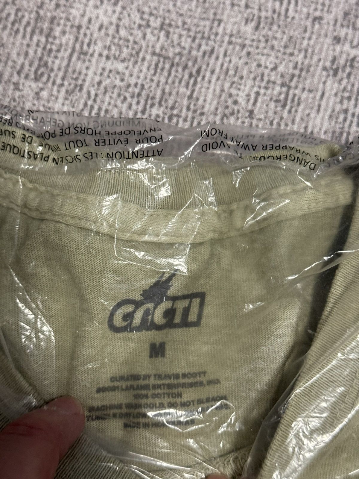 Travis Scott travis Scott cacti spike tee T-shirt new Size US M / EU 48-50 / 2 - 2 Thumbnail